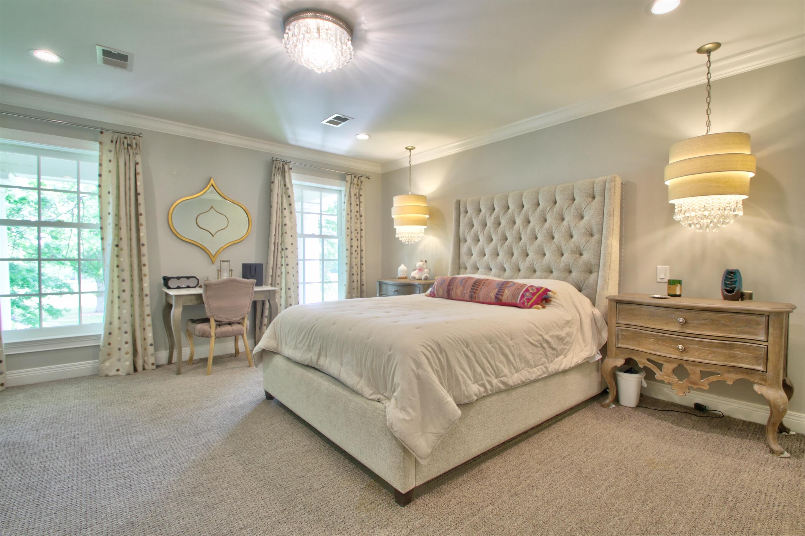 Lexington, Kentucky 40509, United States, 5 Bedrooms Bedrooms, ,6 BathroomsBathrooms,Residential,Pending,130221