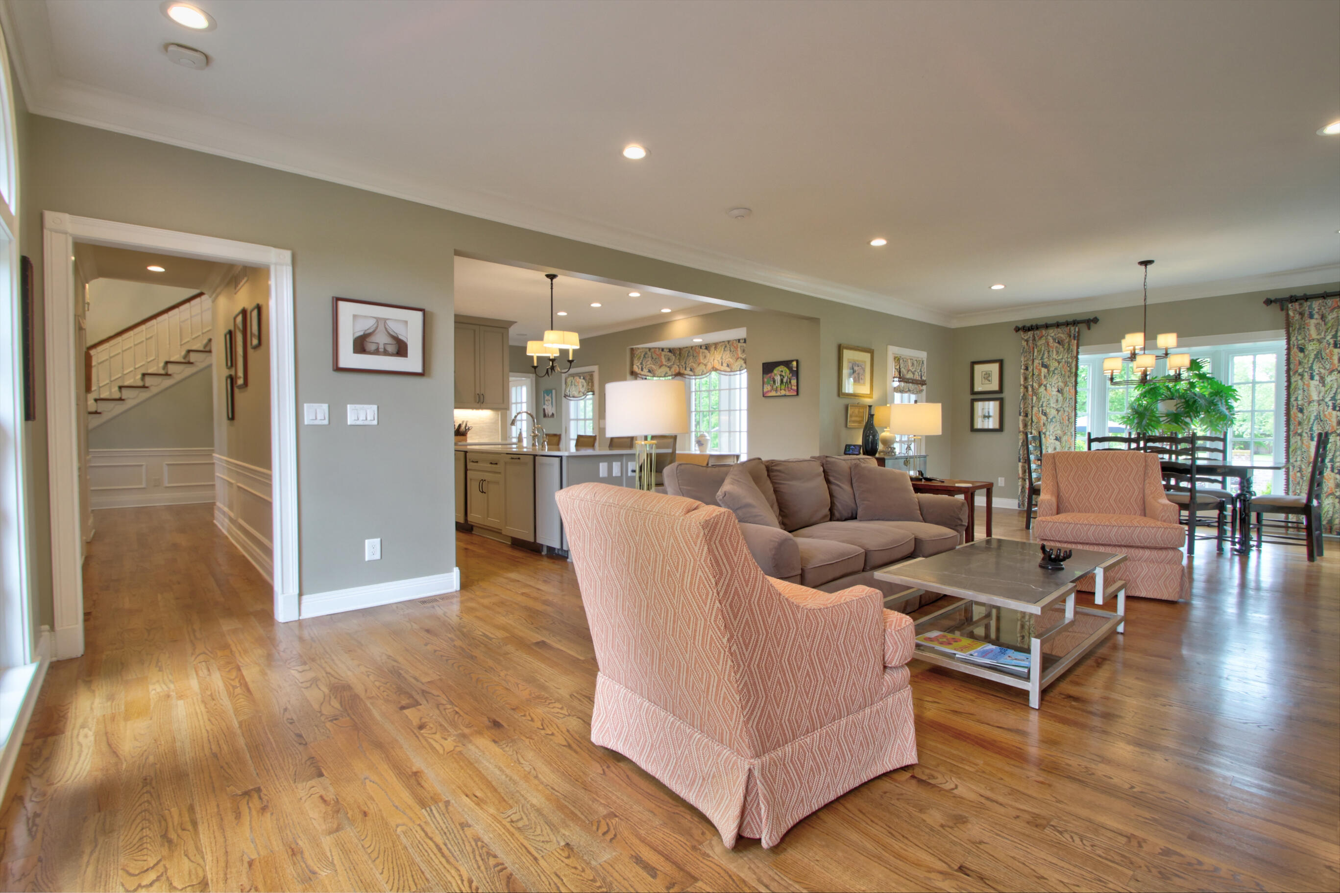 Lexington, Kentucky 40509, United States, 5 Bedrooms Bedrooms, ,6 BathroomsBathrooms,Residential,Pending,130221