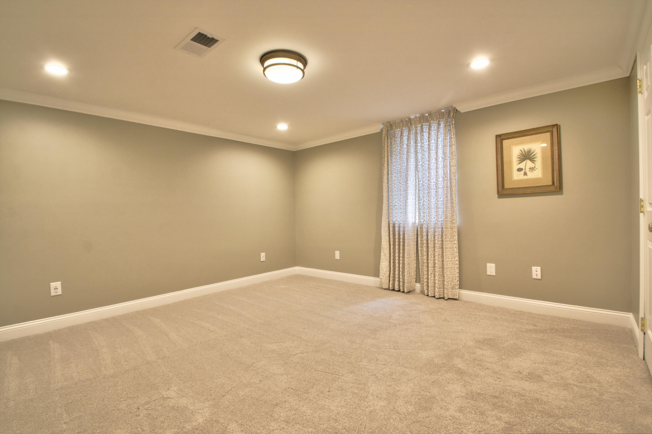 Lexington, Kentucky 40509, United States, 5 Bedrooms Bedrooms, ,6 BathroomsBathrooms,Residential,Pending,130221