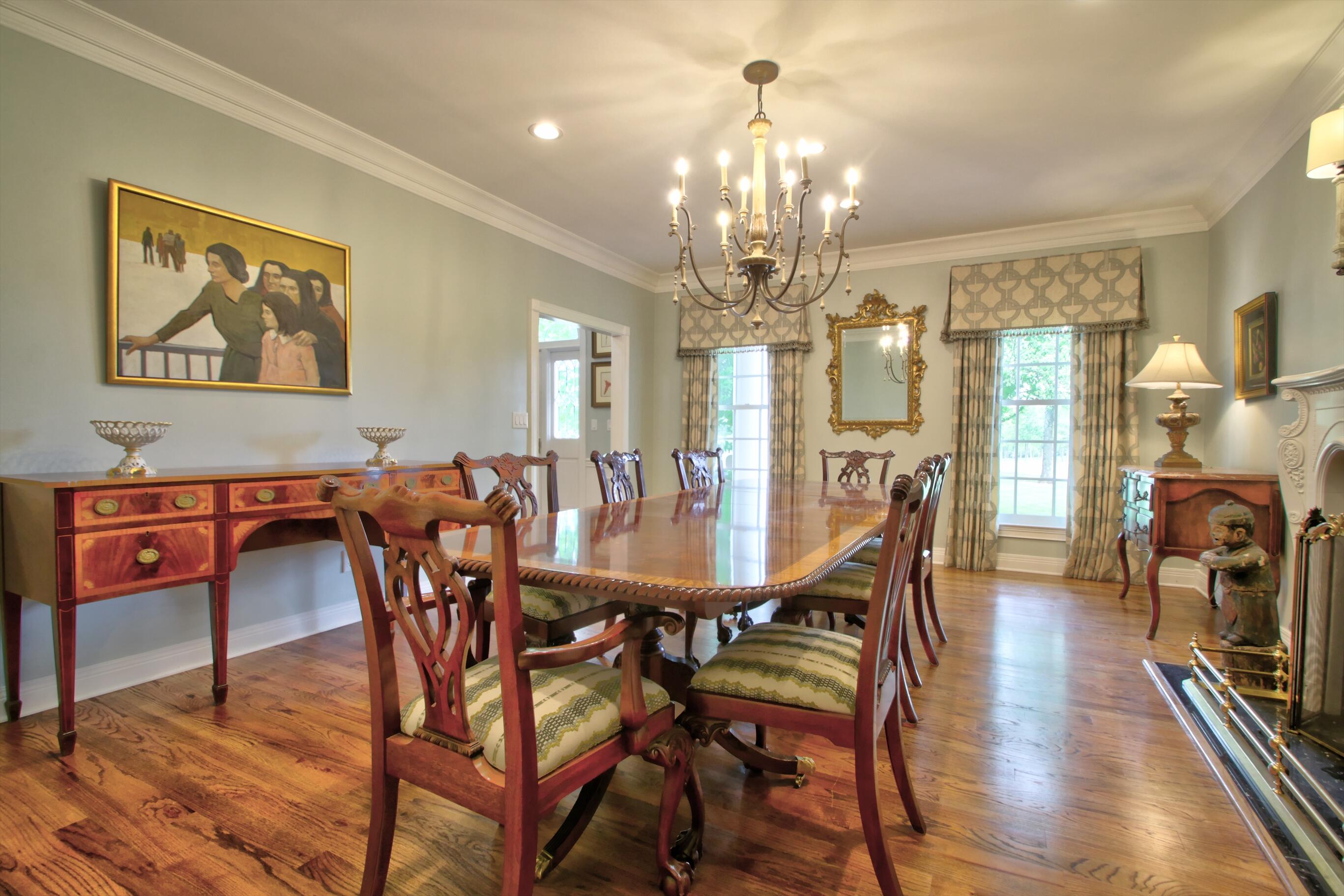 Lexington, Kentucky 40509, United States, 5 Bedrooms Bedrooms, ,6 BathroomsBathrooms,Residential,Pending,130221