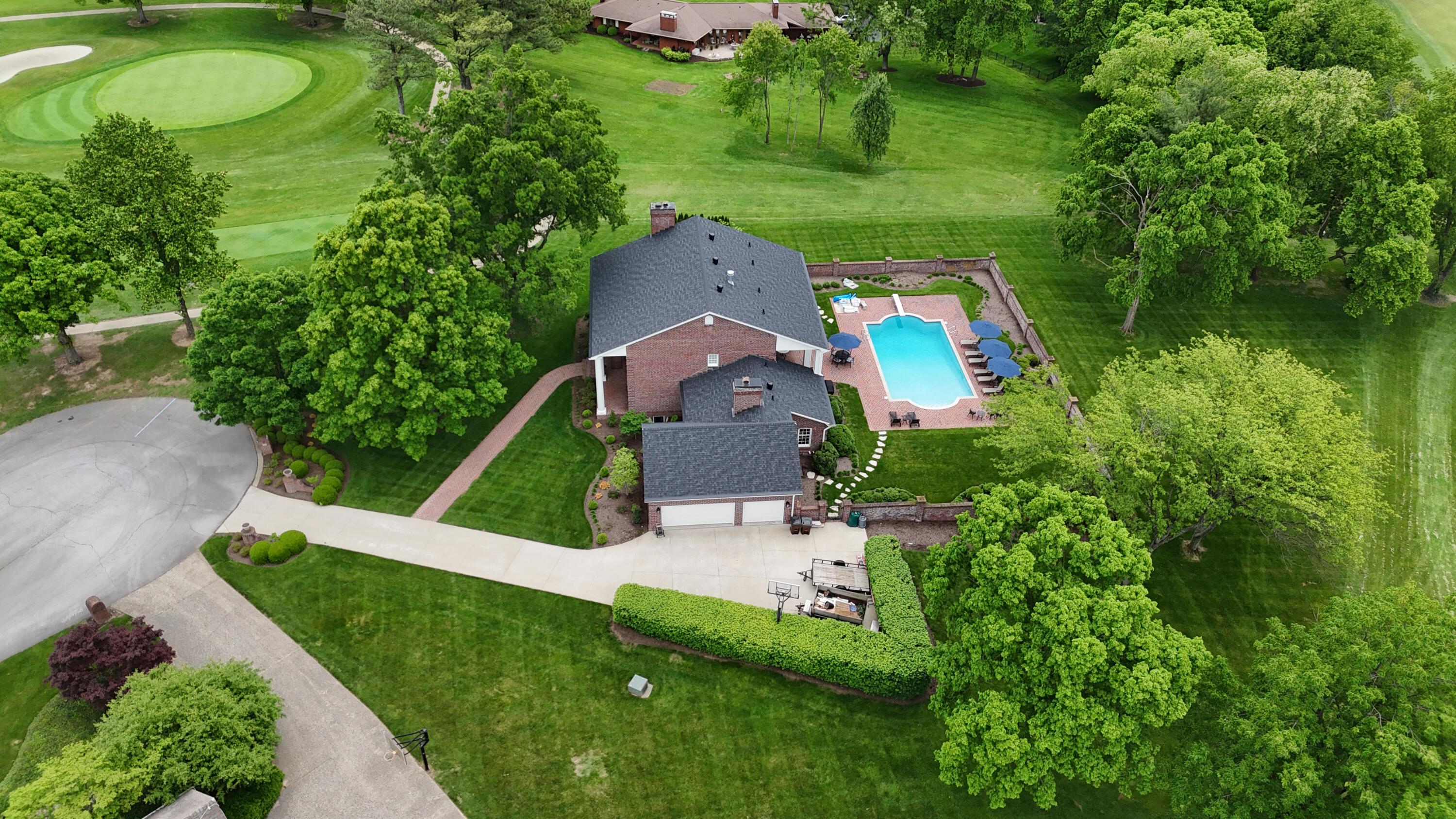 Lexington, Kentucky 40509, United States, 5 Bedrooms Bedrooms, ,6 BathroomsBathrooms,Residential,Pending,130221