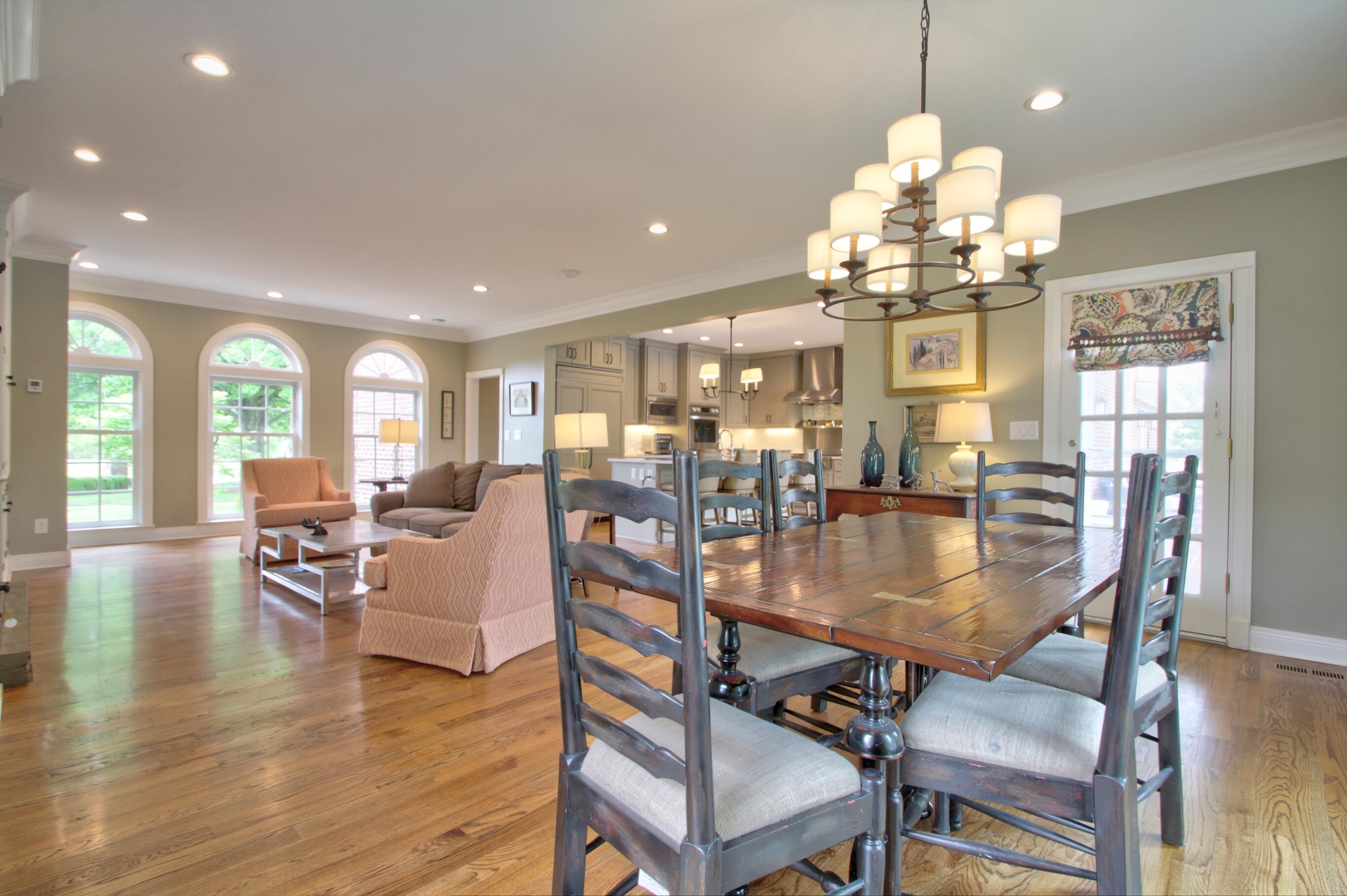 Lexington, Kentucky 40509, United States, 5 Bedrooms Bedrooms, ,6 BathroomsBathrooms,Residential,Pending,130221