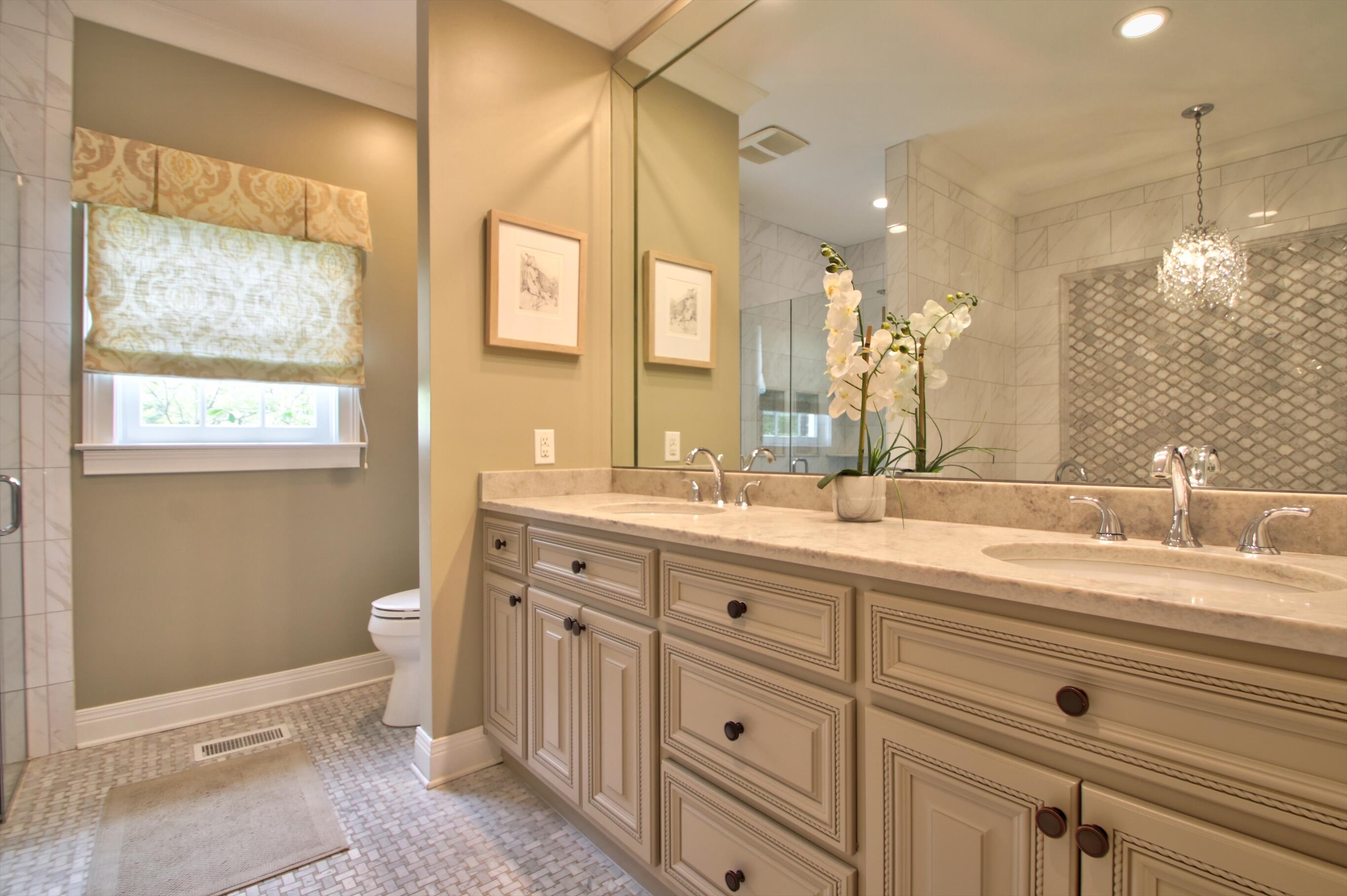 Lexington, Kentucky 40509, United States, 5 Bedrooms Bedrooms, ,6 BathroomsBathrooms,Residential,Pending,130221