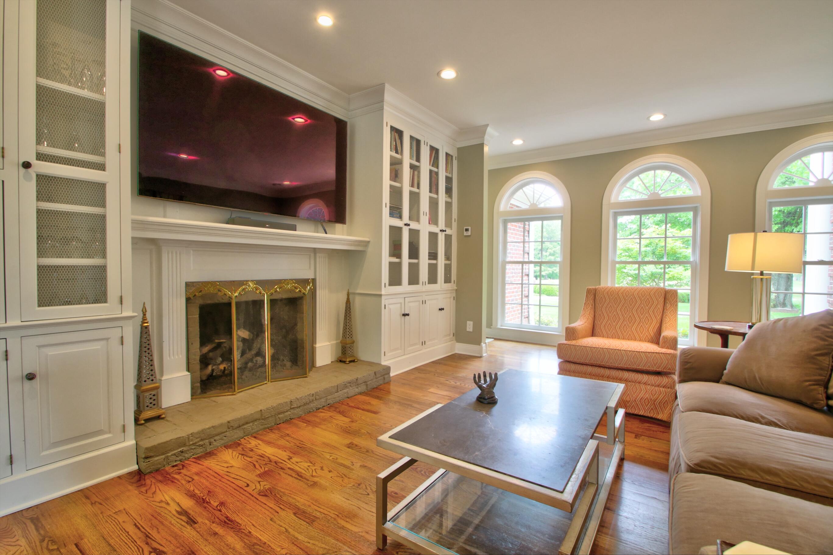 Lexington, Kentucky 40509, United States, 5 Bedrooms Bedrooms, ,6 BathroomsBathrooms,Residential,Pending,130221