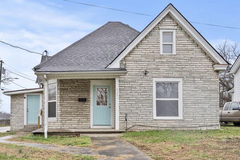 Photo of 633 Military Street, Georgetown, KY 40324 (MLS # 25507945)