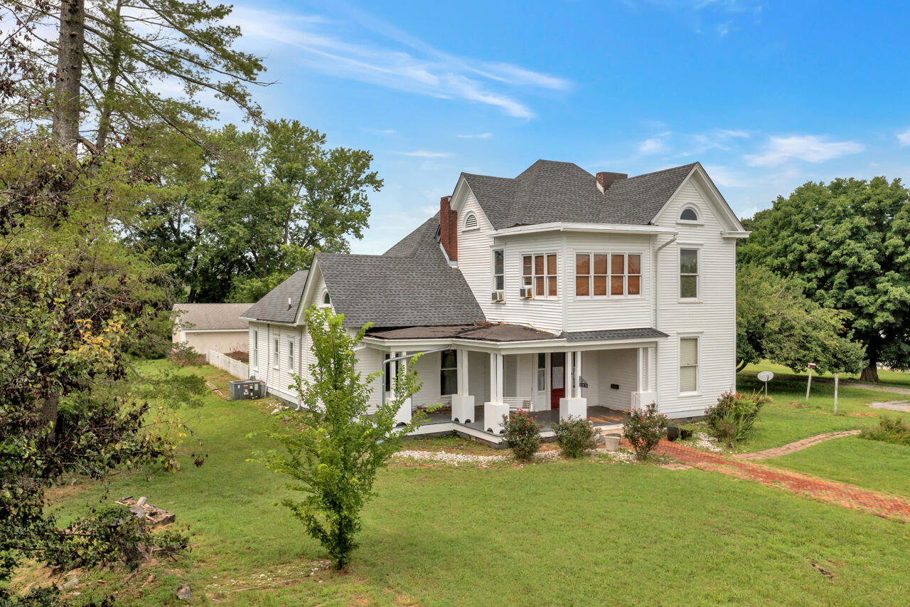 Photo 1 of 56 — 125 Main Street, Cadiz, KY 42211