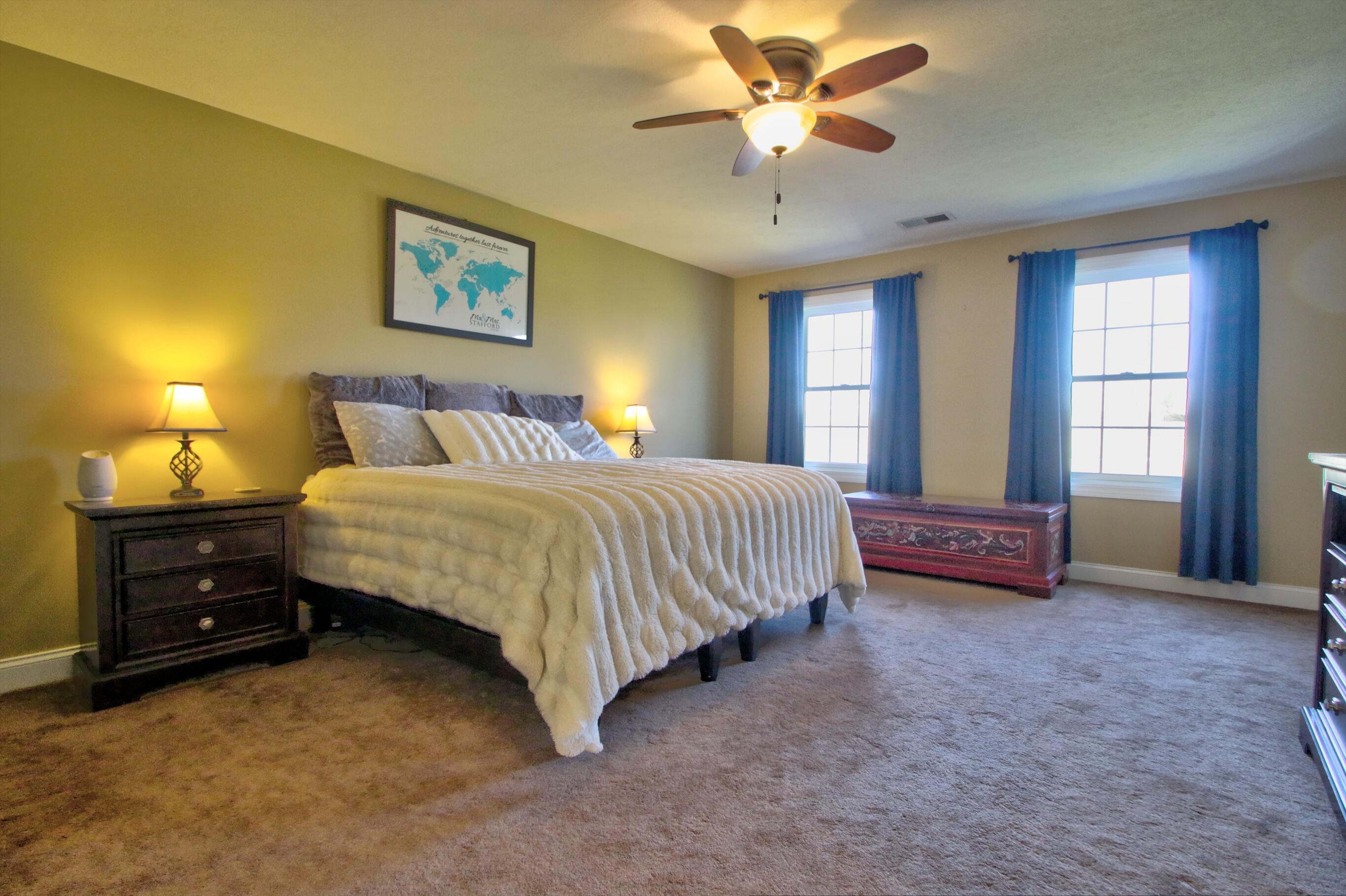 Paris, Kentucky 40361, United States, 4 Bedrooms Bedrooms, ,4 BathroomsBathrooms,Residential,Active,91944