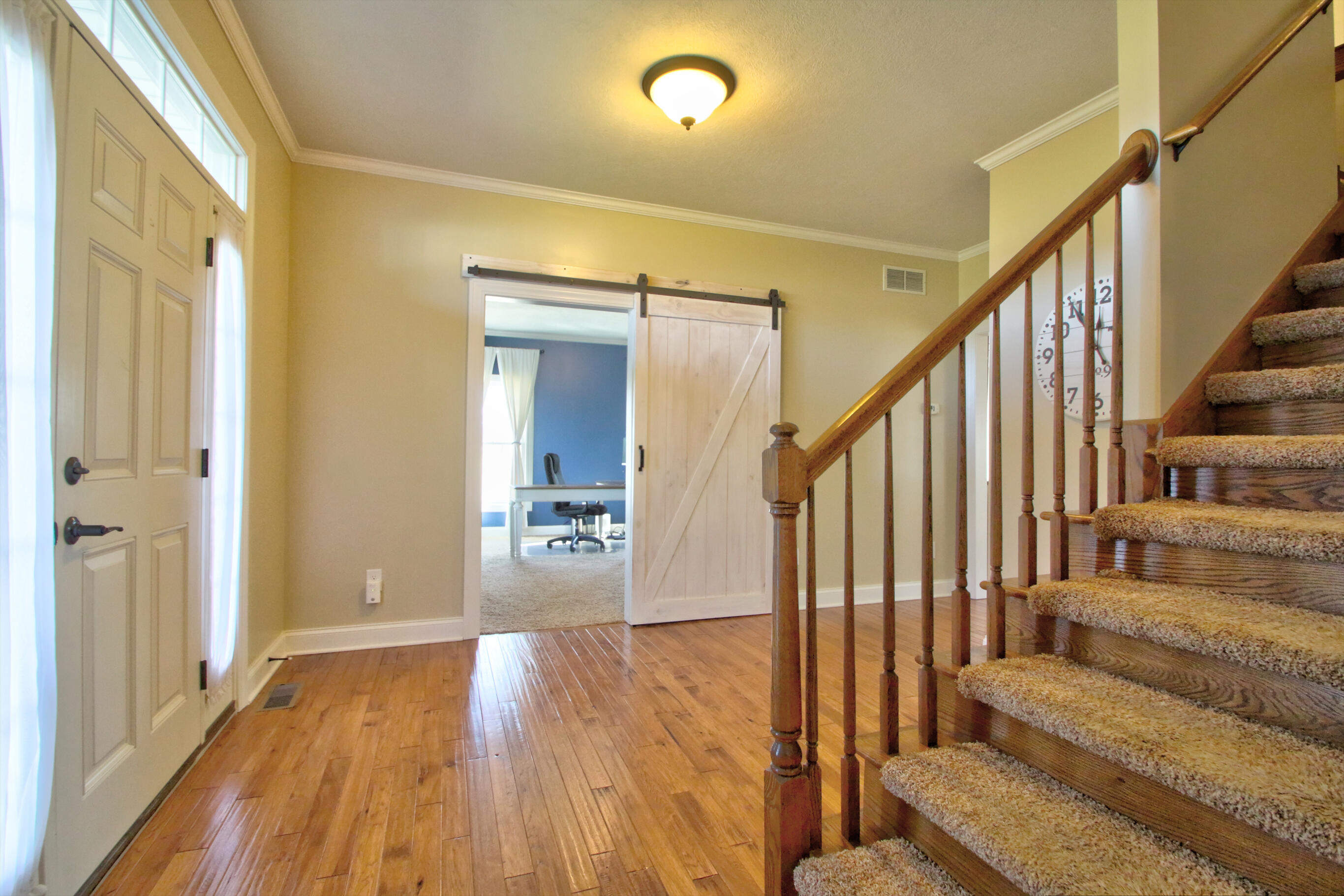 Paris, Kentucky 40361, United States, 4 Bedrooms Bedrooms, ,4 BathroomsBathrooms,Residential,Active,91944