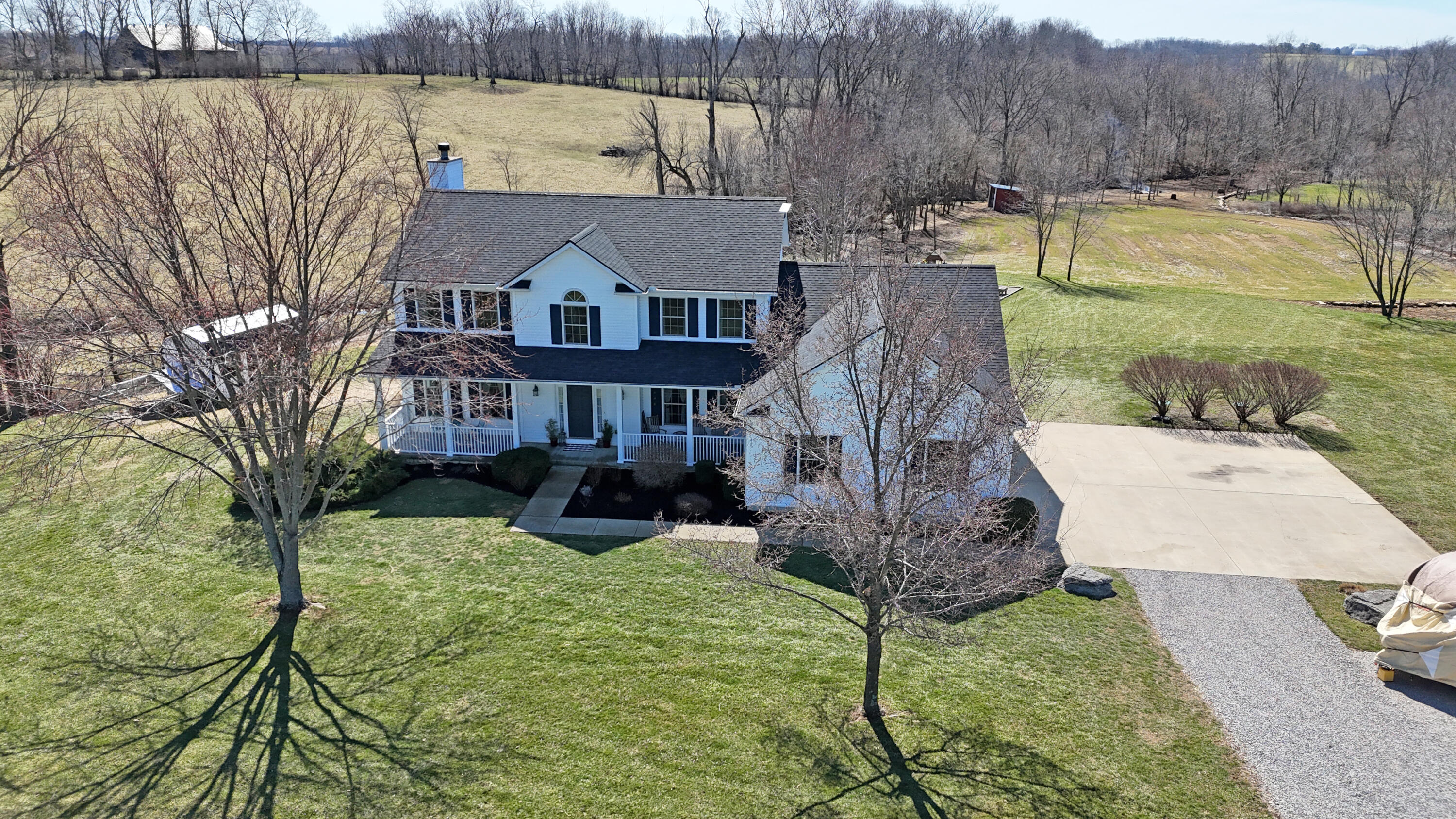 Paris, Kentucky 40361, United States, 4 Bedrooms Bedrooms, ,4 BathroomsBathrooms,Residential,Active,91944