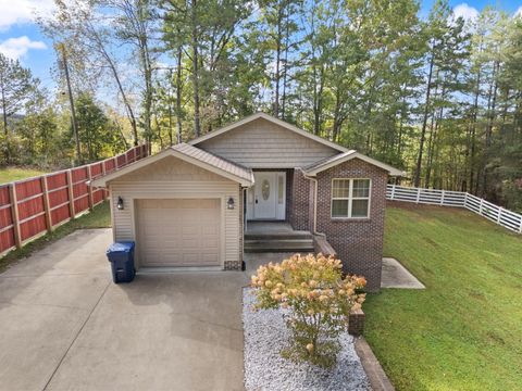 Photo of 144 Shannon, Corbin, KY 40701 (MLS # 25502904)