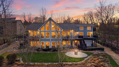 Property photo of 866 Donmar Drive, Lancaster, KY 40444