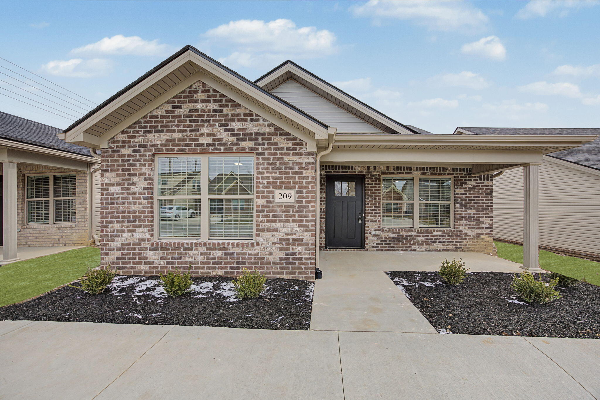 Photo 1 of 21 — 209 Harvest Park Drive, Berea, KY 40403