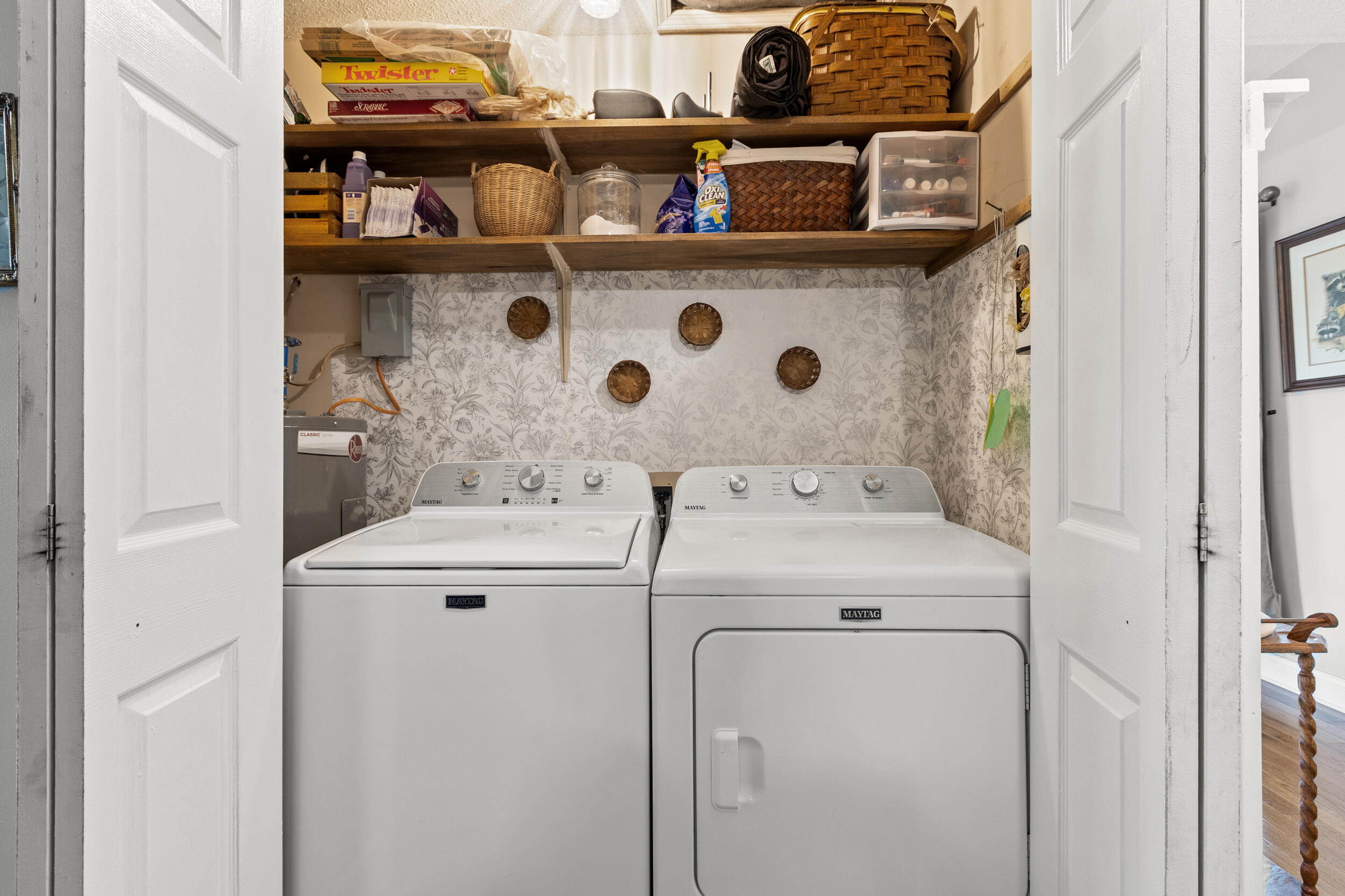 Richmond, Kentucky 40475, United States, 3 Bedrooms Bedrooms, ,2 BathroomsBathrooms,Residential,Pending,186455