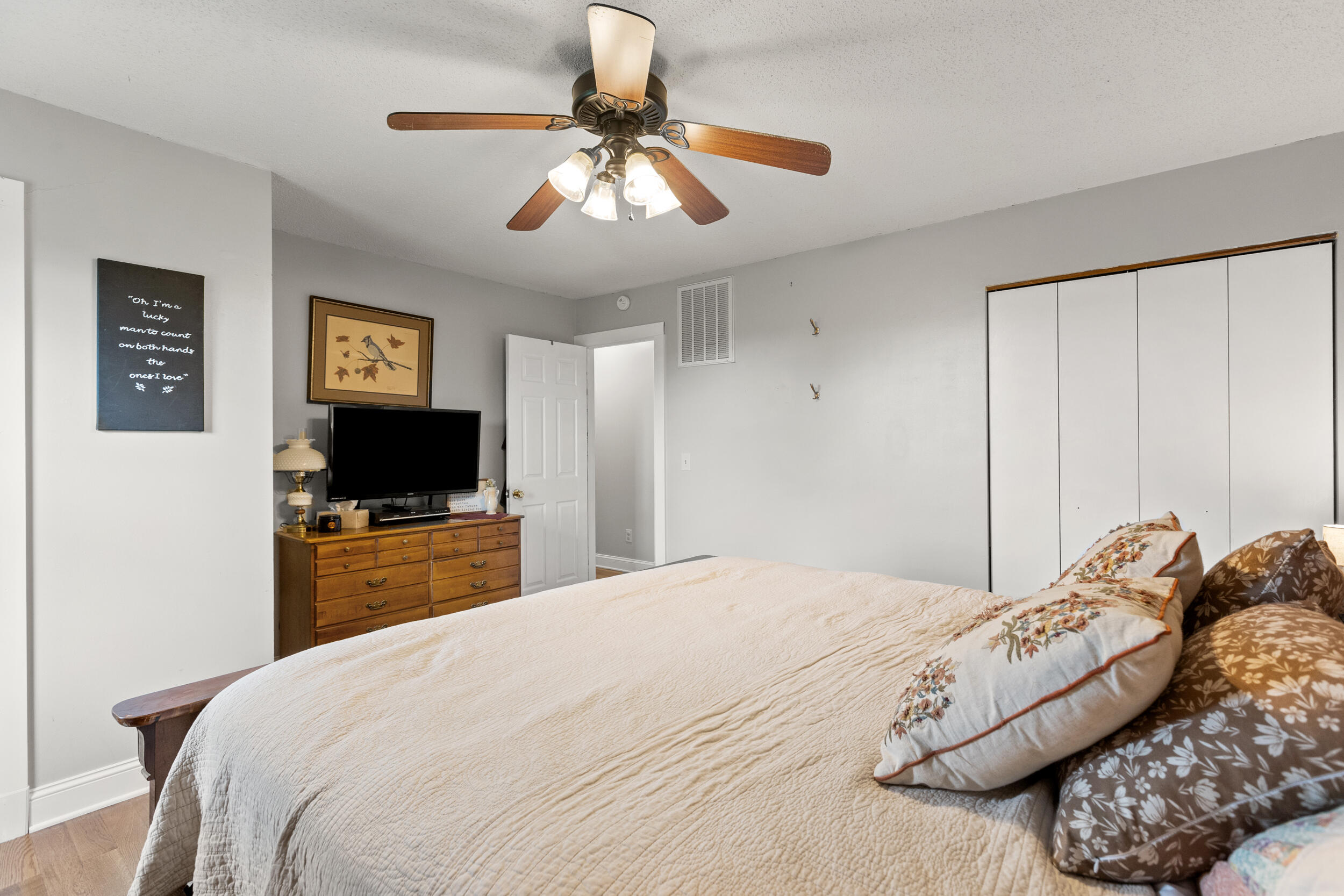 Richmond, Kentucky 40475, United States, 3 Bedrooms Bedrooms, ,2 BathroomsBathrooms,Residential,Pending,186455