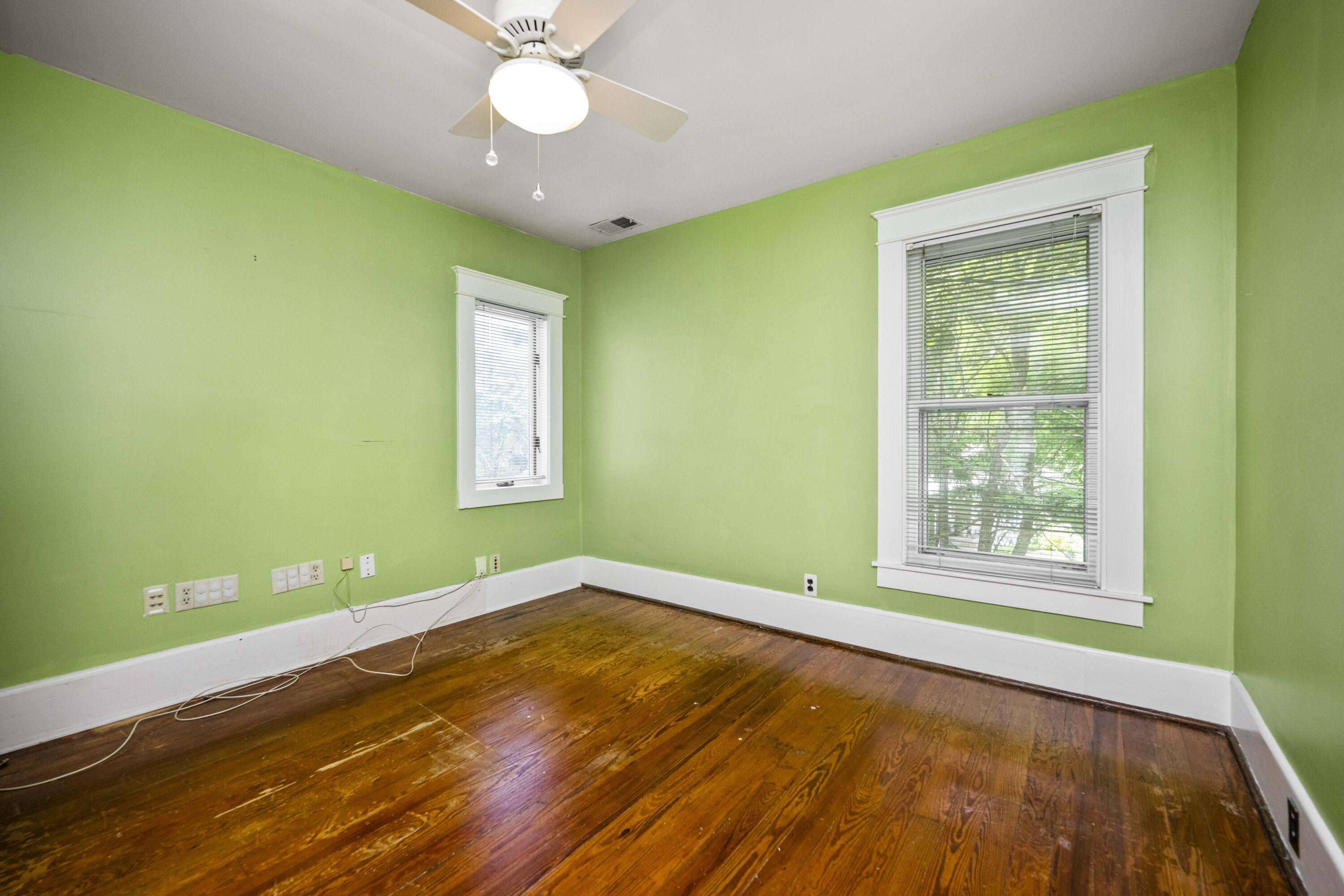 Berea, Kentucky 40403, United States, 5 Bedrooms Bedrooms, ,4 BathroomsBathrooms,Residential,Active,135834