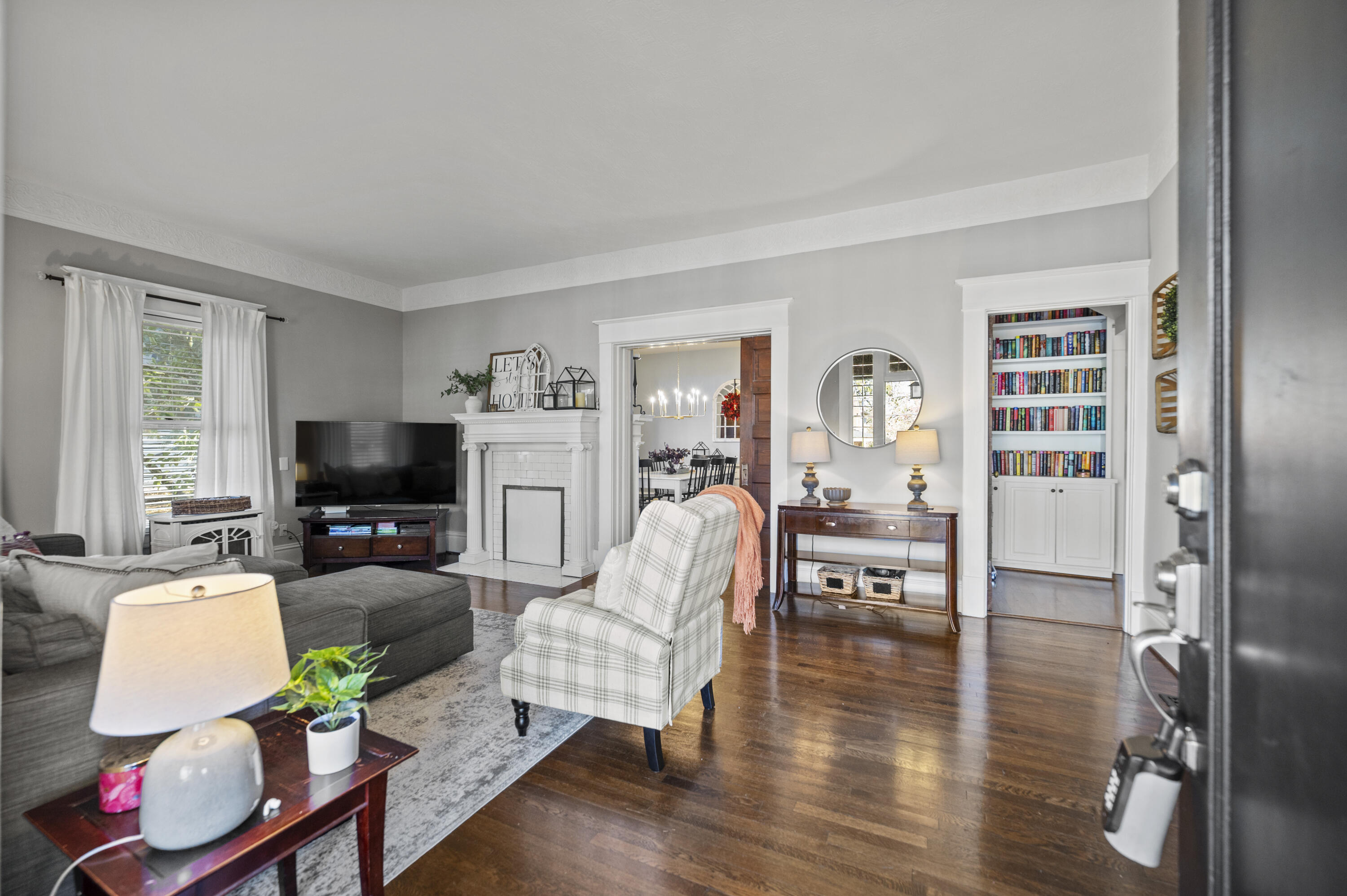 Richmond, Kentucky 40475, United States, 4 Bedrooms Bedrooms, ,3 BathroomsBathrooms,Residential,Active,244247