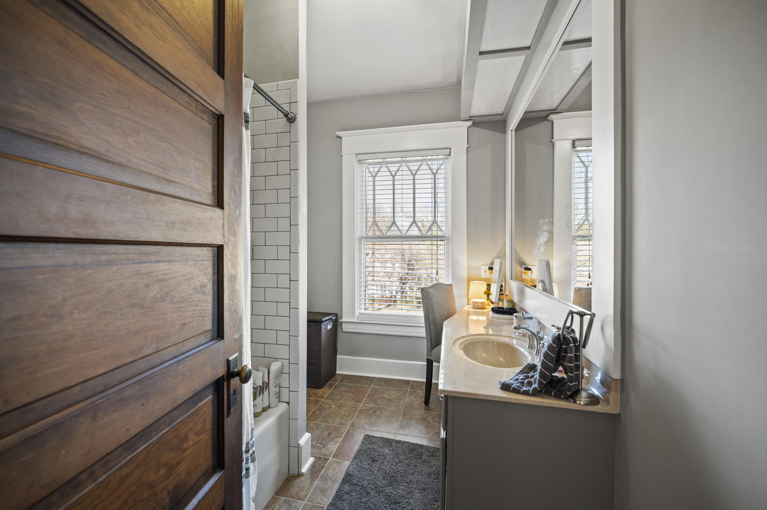 Richmond, Kentucky 40475, United States, 4 Bedrooms Bedrooms, ,3 BathroomsBathrooms,Residential,Active,244247