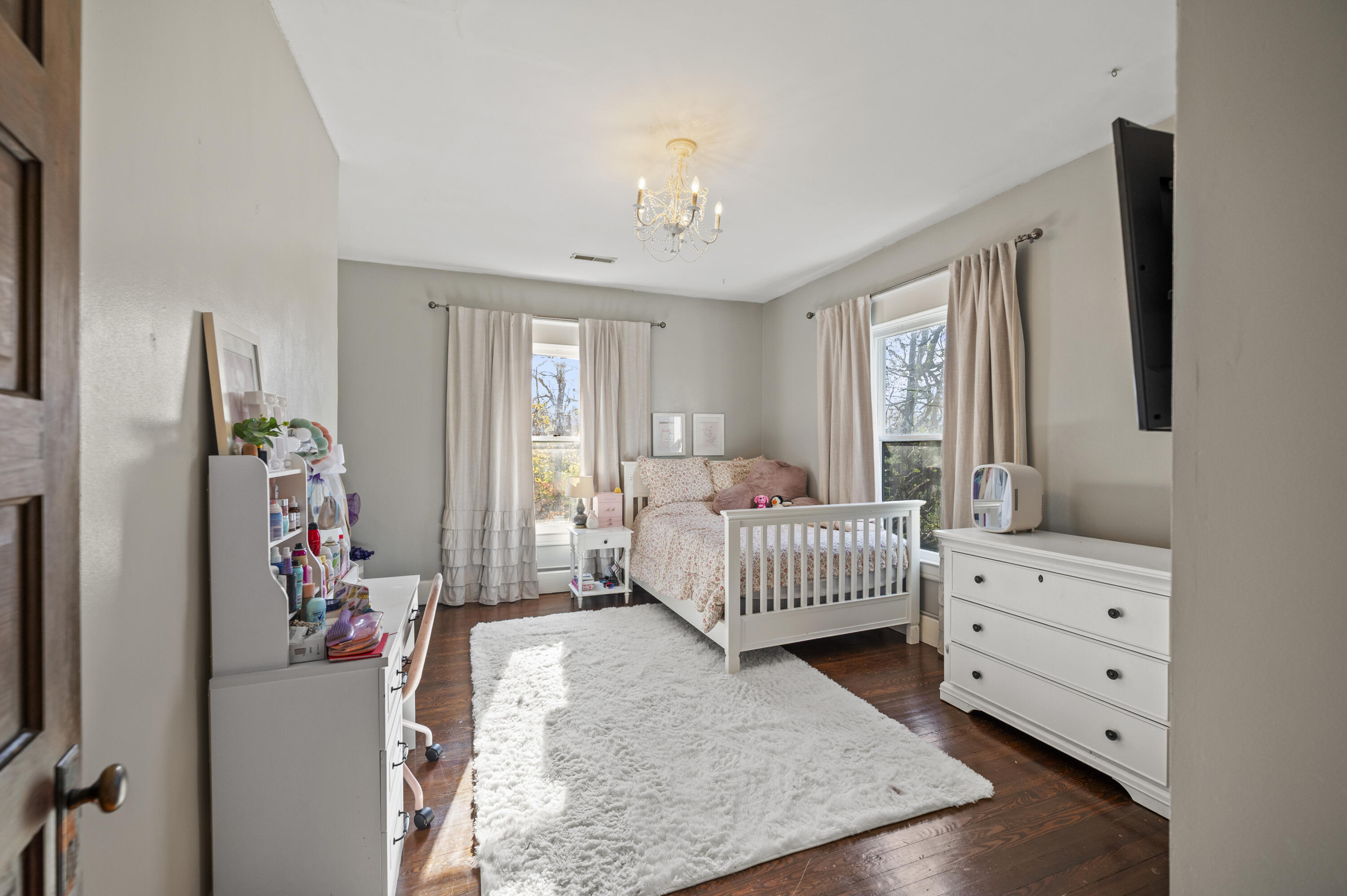 Richmond, Kentucky 40475, United States, 4 Bedrooms Bedrooms, ,3 BathroomsBathrooms,Residential,Active,244247