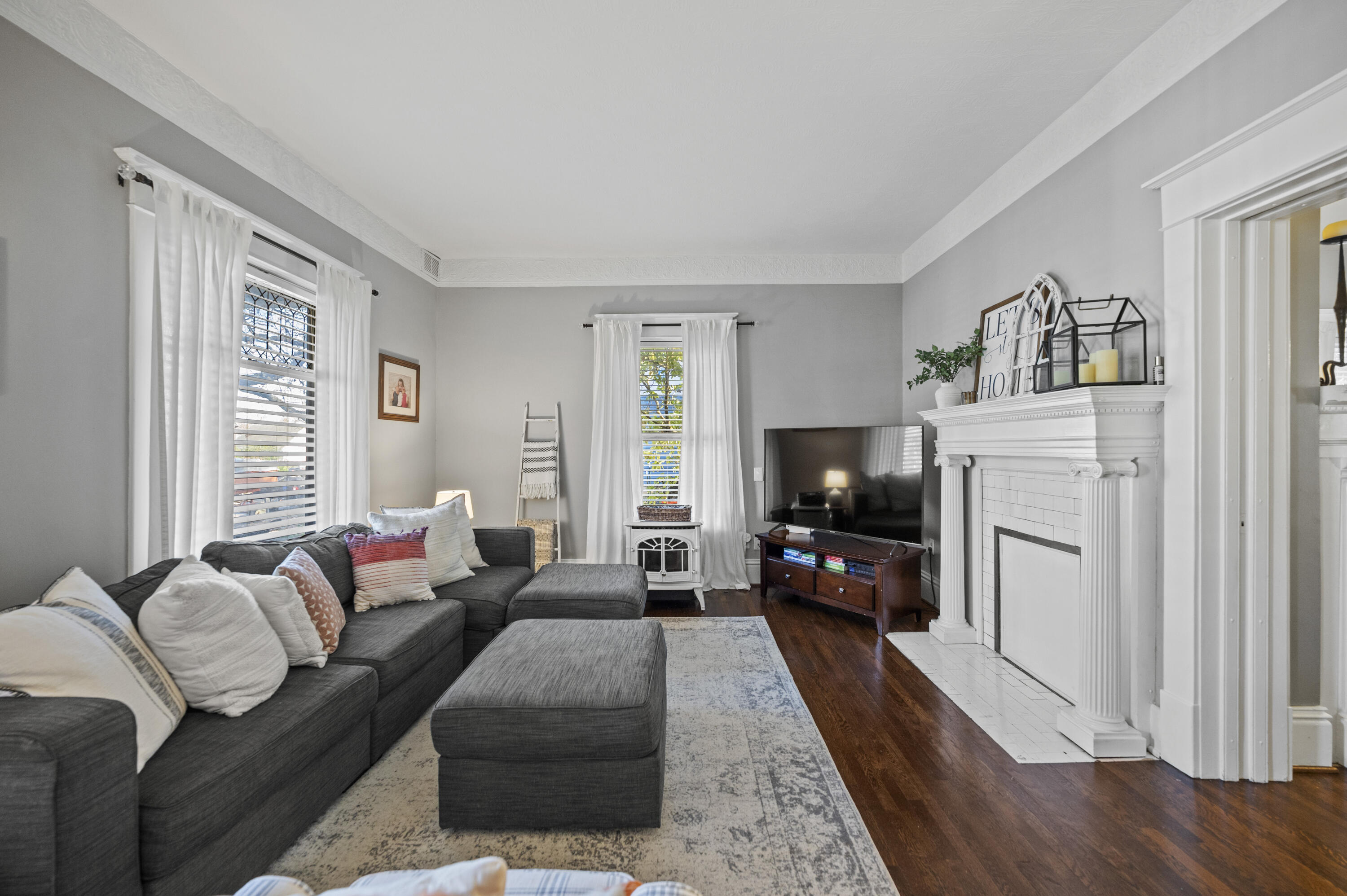 Richmond, Kentucky 40475, United States, 4 Bedrooms Bedrooms, ,3 BathroomsBathrooms,Residential,Active,244247