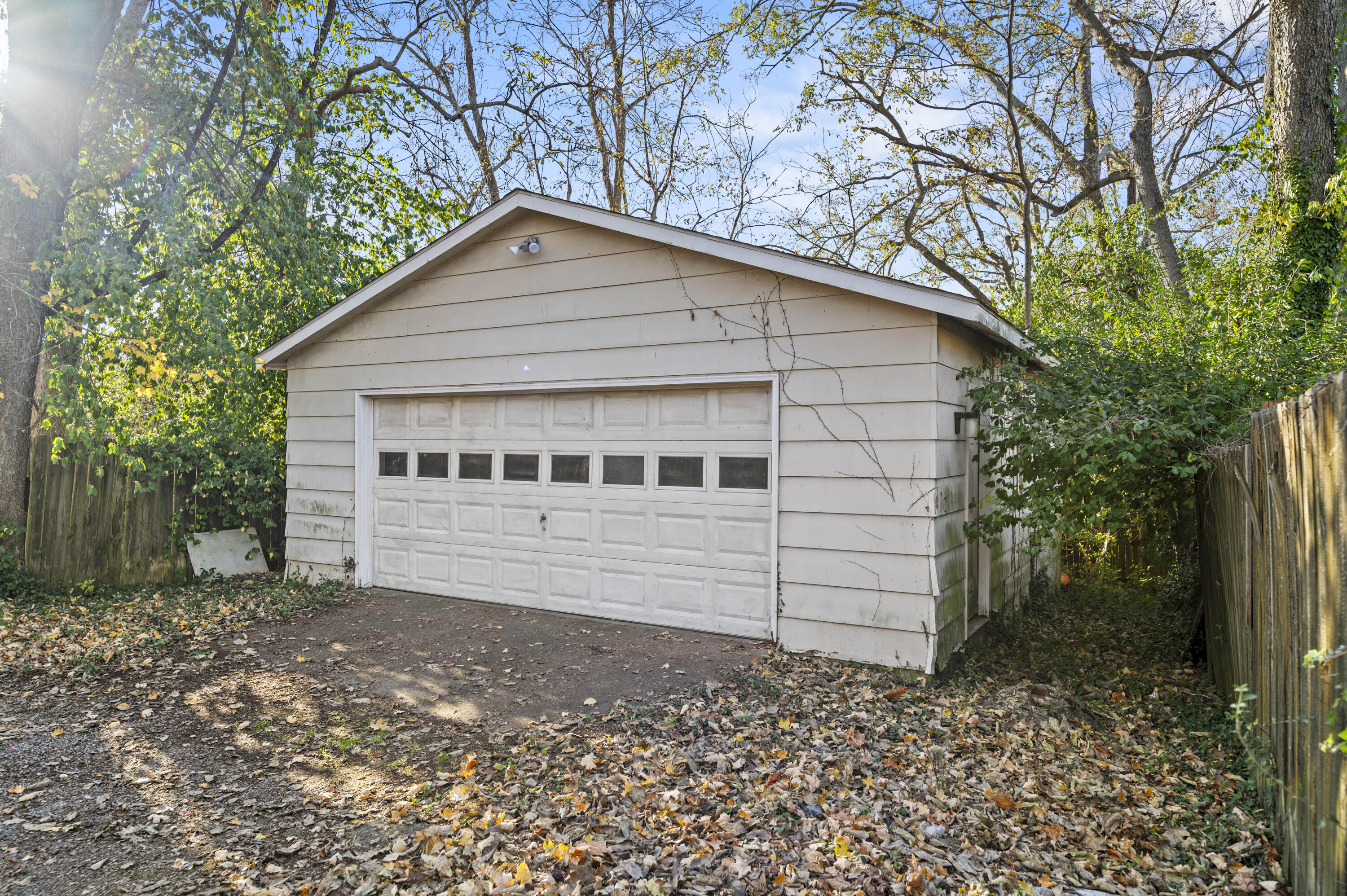 Richmond, Kentucky 40475, United States, 4 Bedrooms Bedrooms, ,3 BathroomsBathrooms,Residential,Active,244247