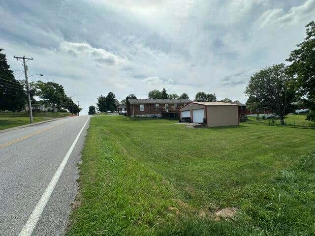 Photo of 101 Ball Street, Springfield, KY 40069 (MLS # 26019930)