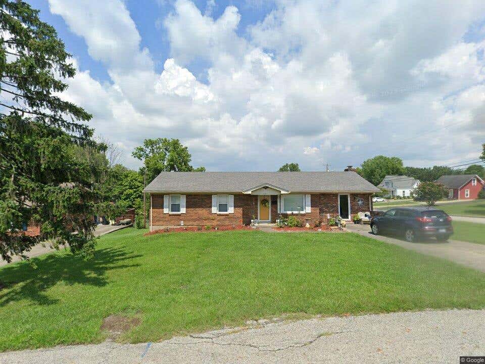 Photo of 101 Ball Street, Springfield, KY 40069 (MLS # 26019930)