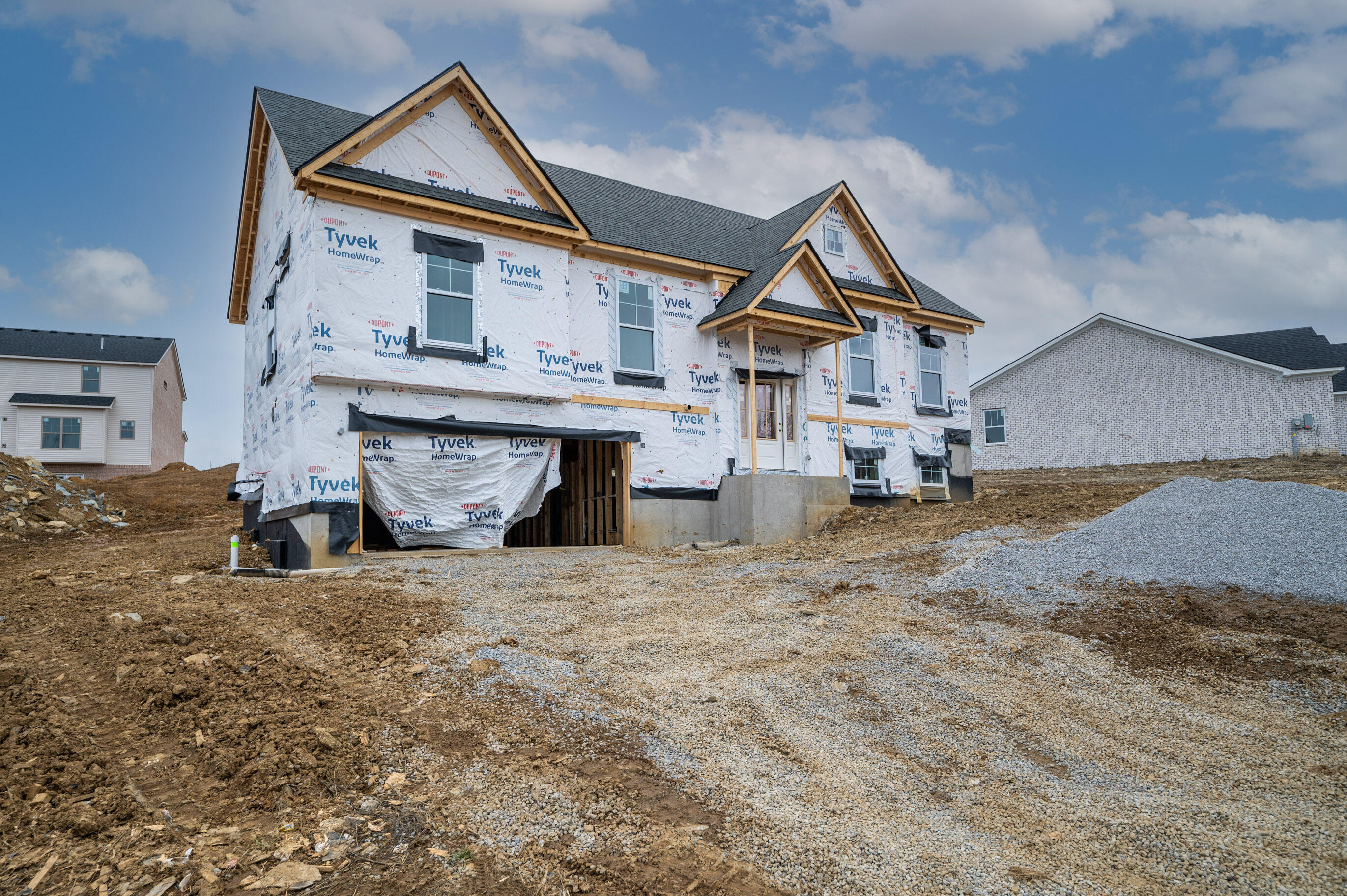 Richmond, Kentucky 40475, United States, 4 Bedrooms Bedrooms, ,3 BathroomsBathrooms,Residential,Active,257497