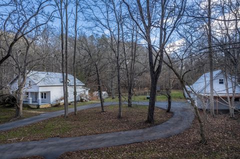 Photo of 105 Homeplace Way, Morehead, KY 40351 (MLS # 25507094)