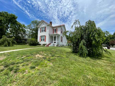 Property photo of 302 Danville Street, Lancaster, KY 40444