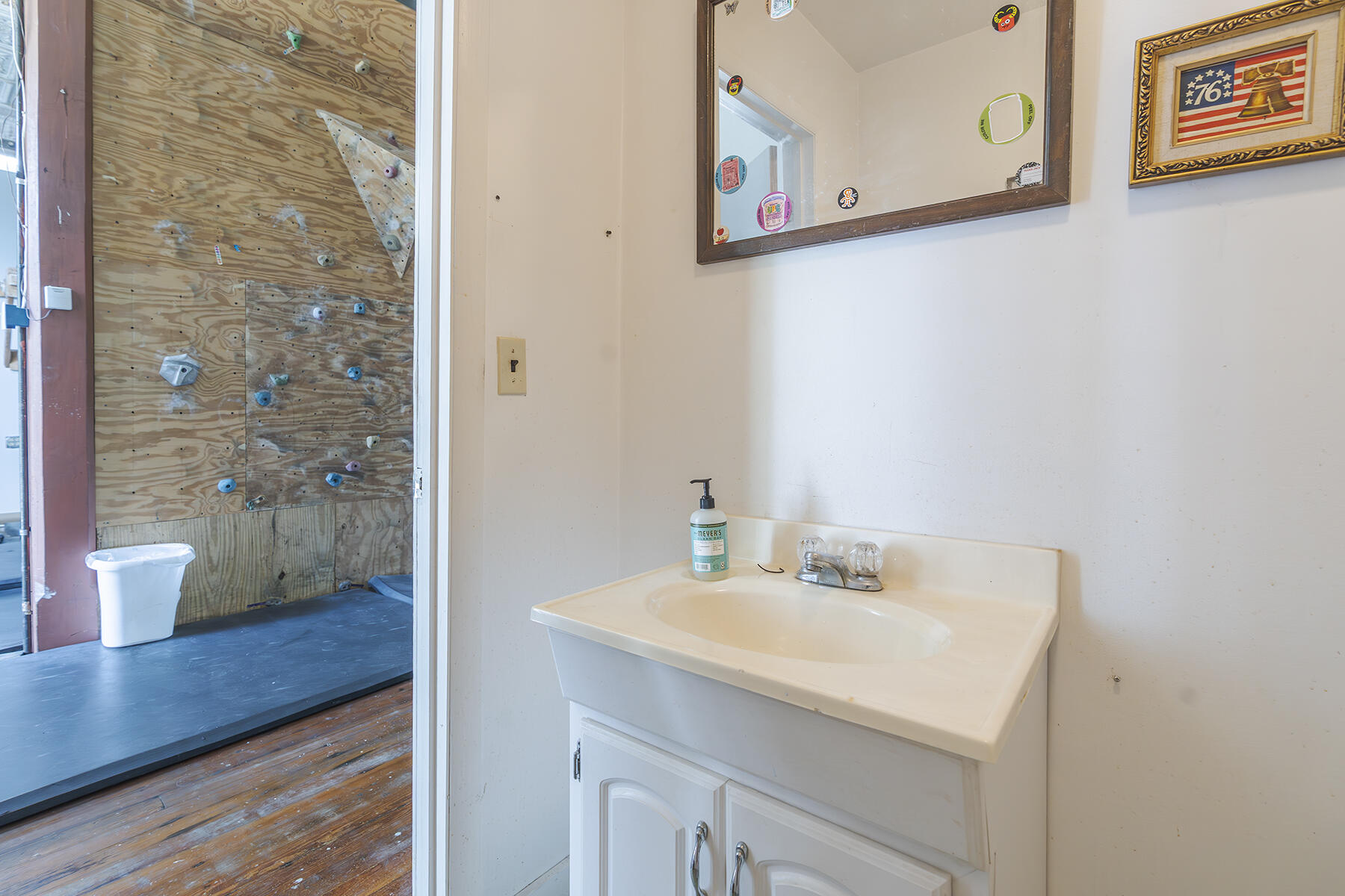 Stanton, Kentucky 40380, United States, 11 Bedrooms Bedrooms, ,7 BathroomsBathrooms,Residential,Active,170873