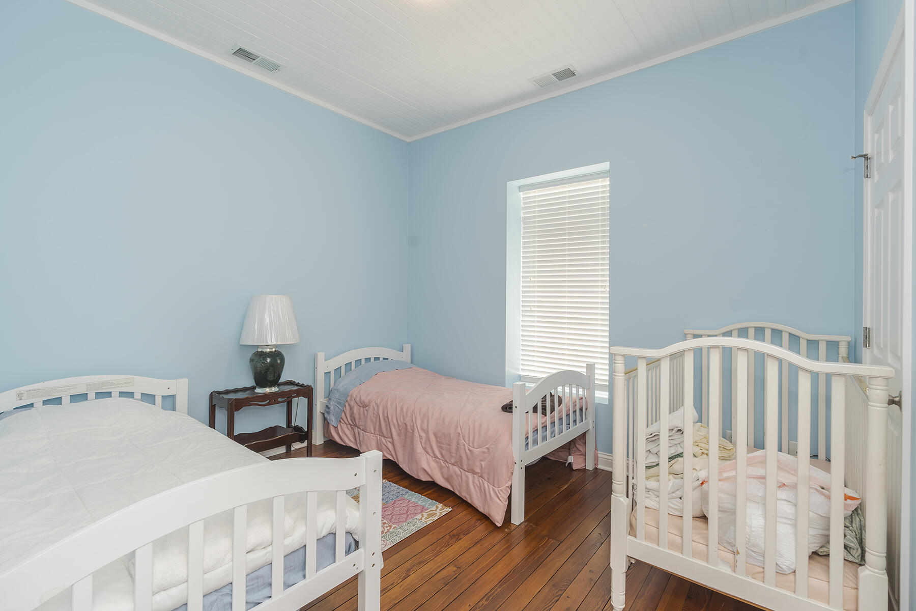 Stanton, Kentucky 40380, United States, 11 Bedrooms Bedrooms, ,7 BathroomsBathrooms,Residential,Active,170873