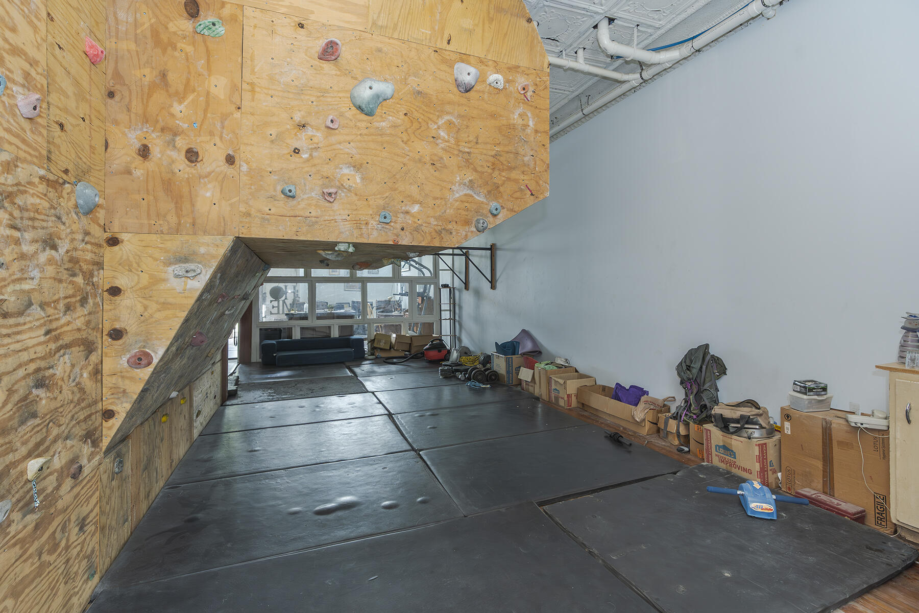 Stanton, Kentucky 40380, United States, 11 Bedrooms Bedrooms, ,7 BathroomsBathrooms,Residential,Active,170873