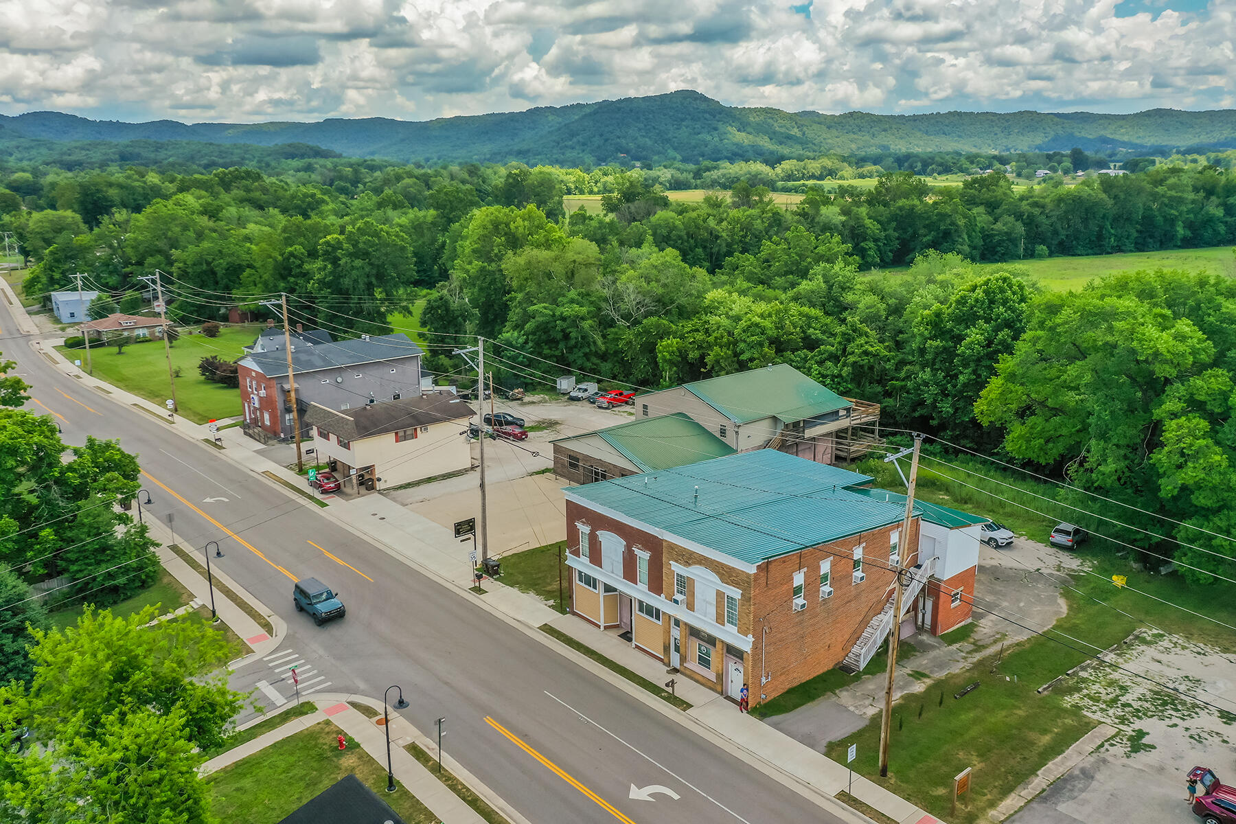 Stanton, Kentucky 40380, United States, 11 Bedrooms Bedrooms, ,7 BathroomsBathrooms,Residential,Active,170873