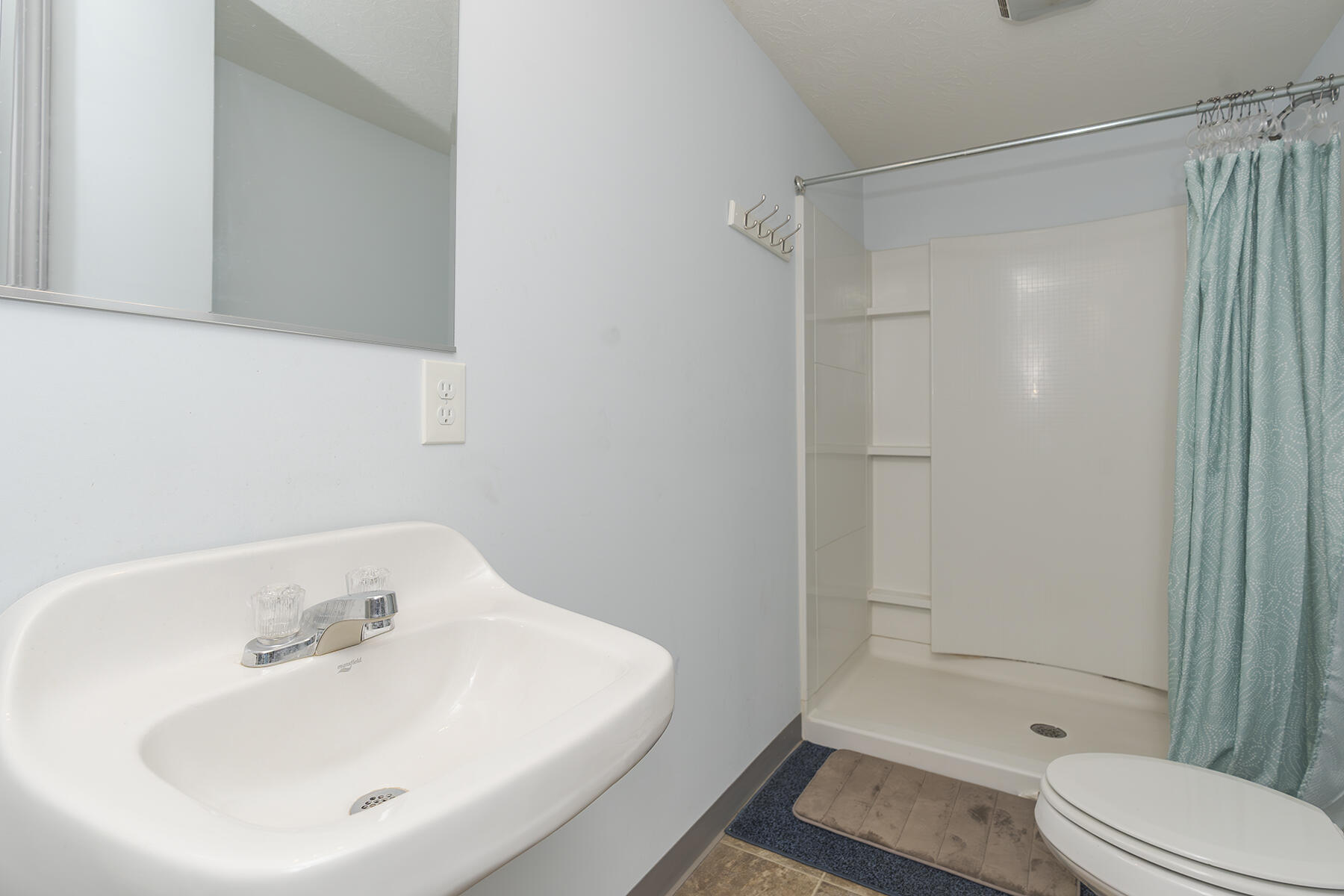 Stanton, Kentucky 40380, United States, 11 Bedrooms Bedrooms, ,7 BathroomsBathrooms,Residential,Active,170873