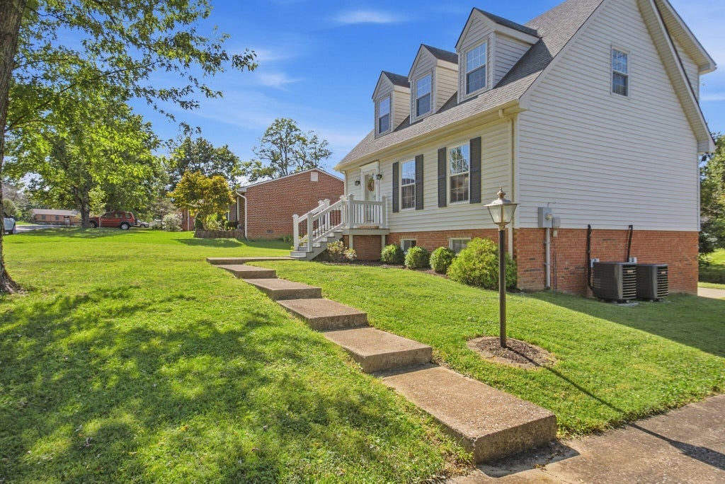 Photo of 1030 Fairway Drive, Georgetown, KY 40324 (MLS # 26025579)