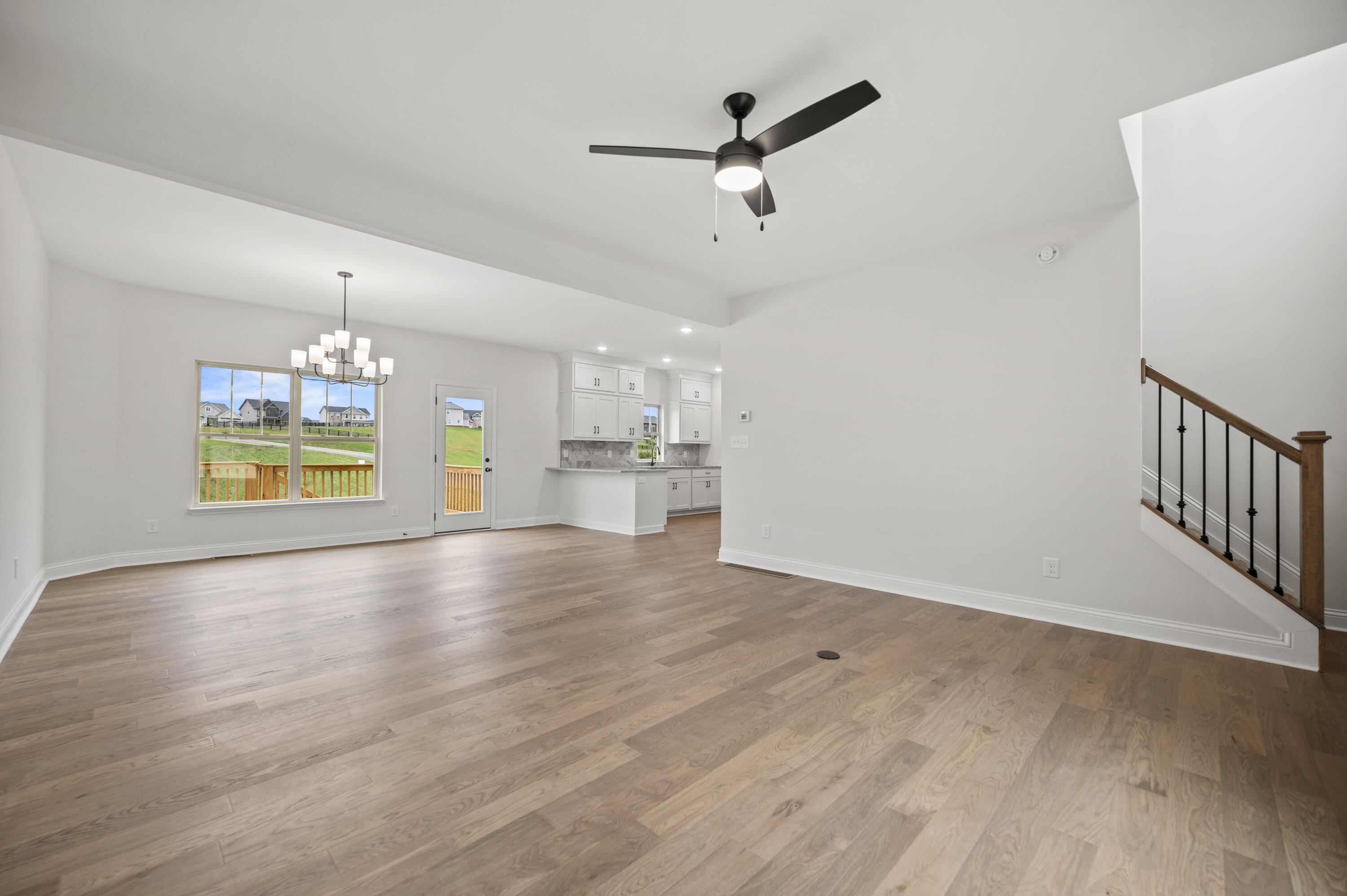 Richmond, Kentucky 40475, United States, 5 Bedrooms Bedrooms, ,4 BathroomsBathrooms,Residential,Active,119337