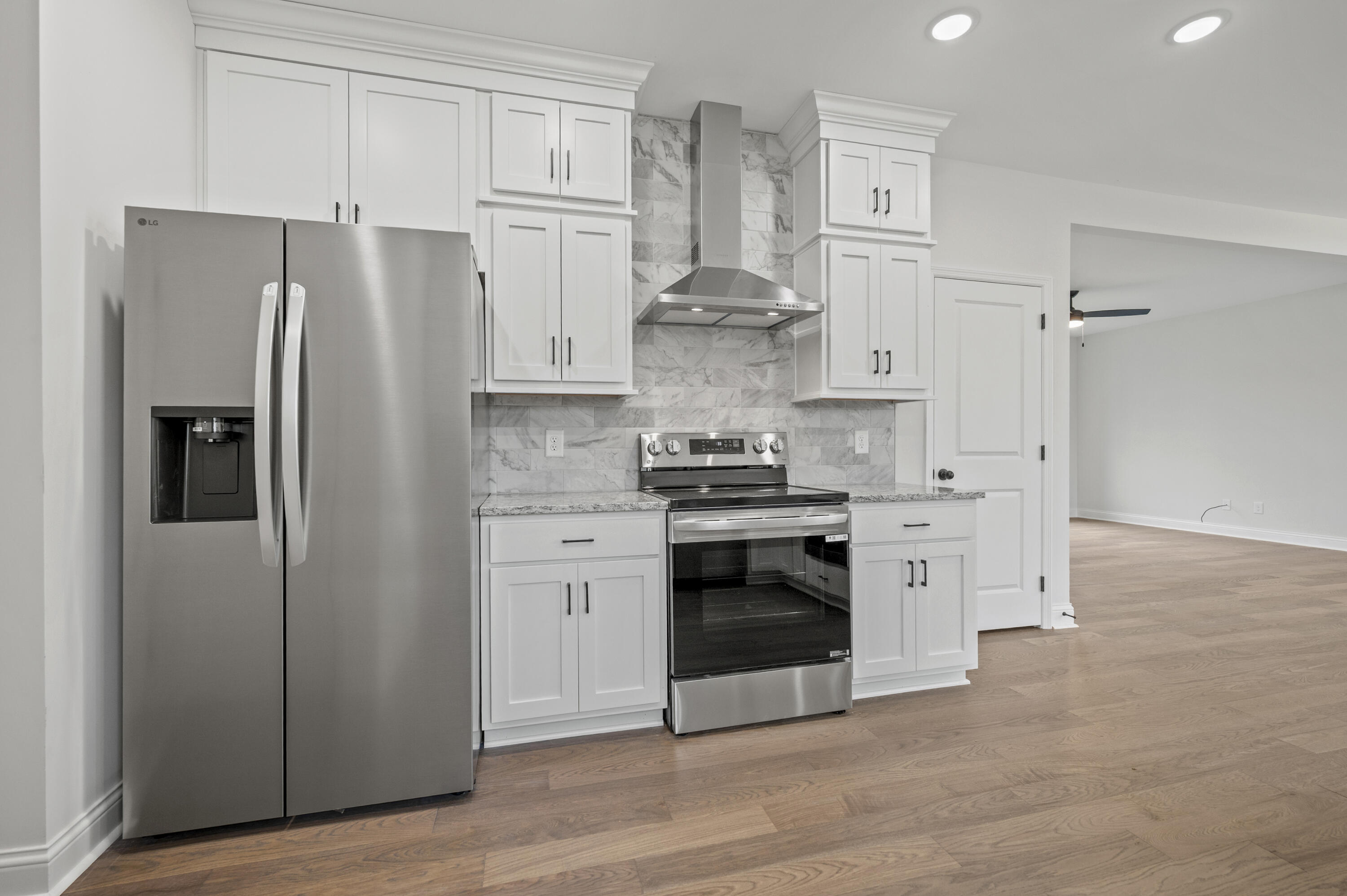 Richmond, Kentucky 40475, United States, 5 Bedrooms Bedrooms, ,4 BathroomsBathrooms,Residential,Active,119337