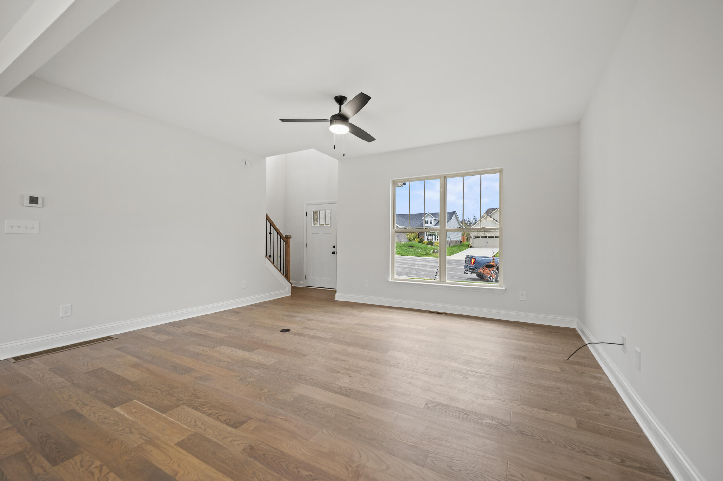 Richmond, Kentucky 40475, United States, 5 Bedrooms Bedrooms, ,4 BathroomsBathrooms,Residential,Active,119337