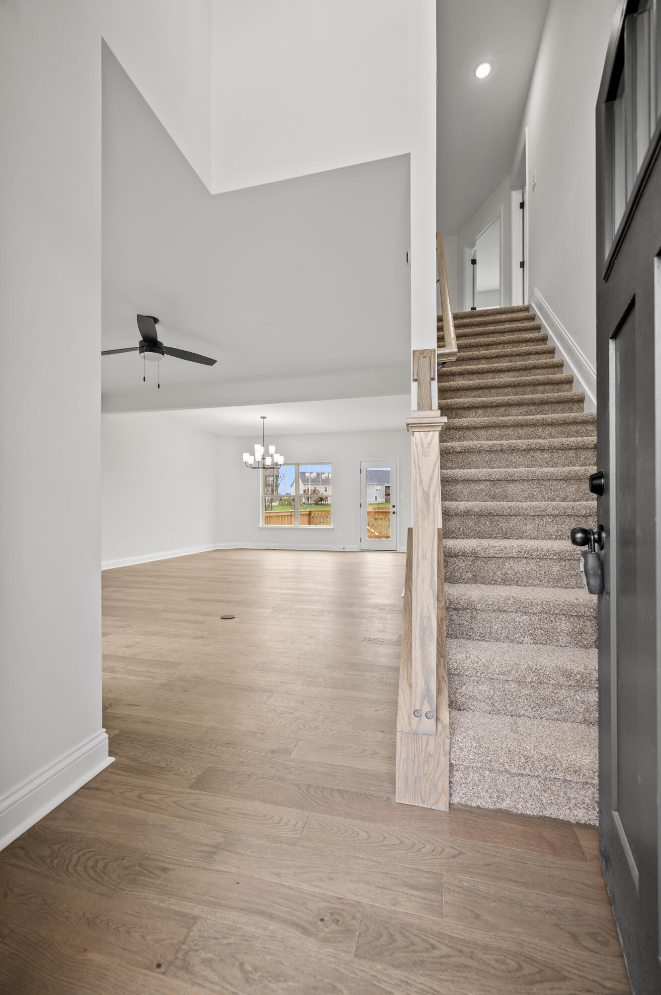 Richmond, Kentucky 40475, United States, 5 Bedrooms Bedrooms, ,4 BathroomsBathrooms,Residential,Active,119337