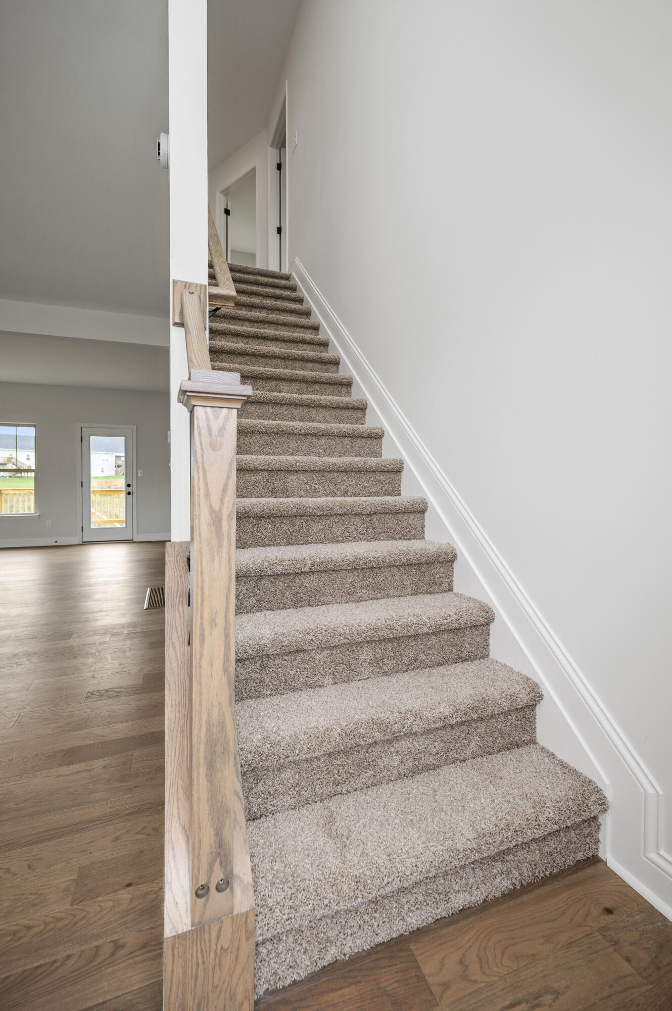 Richmond, Kentucky 40475, United States, 5 Bedrooms Bedrooms, ,4 BathroomsBathrooms,Residential,Active,119337