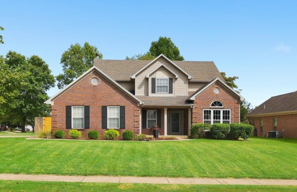 312 MISSION HILLS CT, LEXINGTON, KY 40511 - Image db98f1ceeea52b8b085fa3f8bc92a948/3287096811