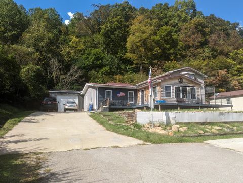 72 RJ Wagers Road, Manchester, KY 40962 - #: 23023255