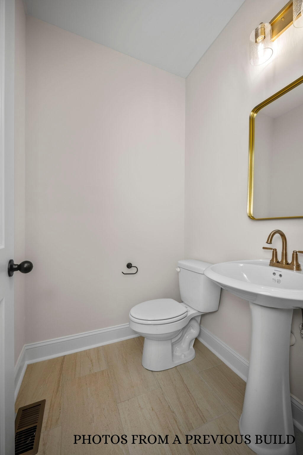 Richmond, Kentucky 40475, United States, 4 Bedrooms Bedrooms, ,4 BathroomsBathrooms,Residential,Active,174460