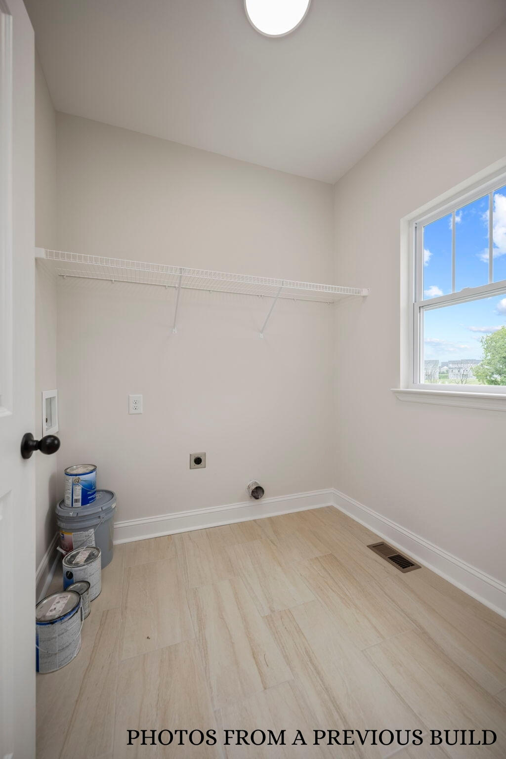 Richmond, Kentucky 40475, United States, 4 Bedrooms Bedrooms, ,4 BathroomsBathrooms,Residential,Active,174460