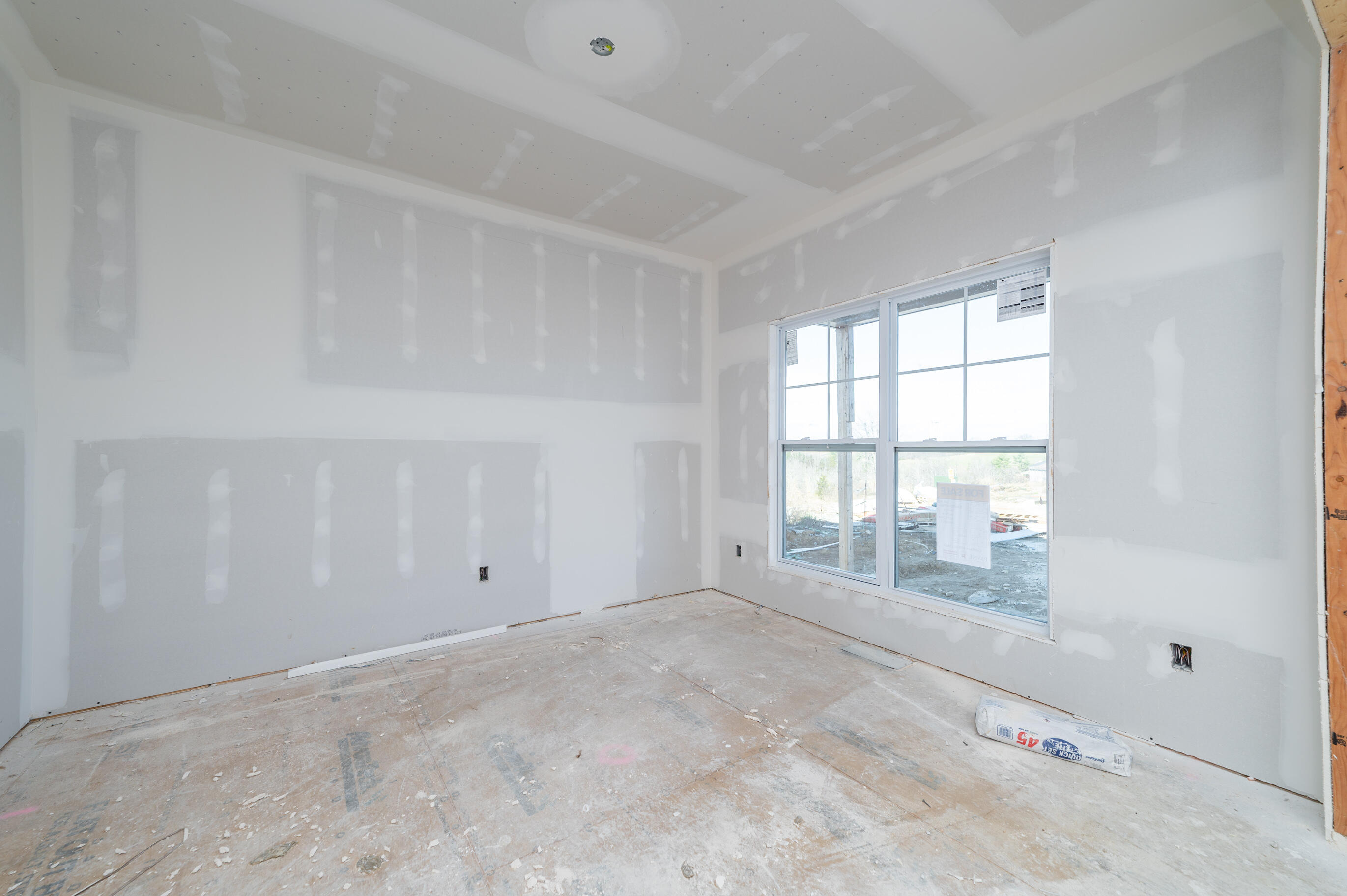 Richmond, Kentucky 40475, United States, 4 Bedrooms Bedrooms, ,4 BathroomsBathrooms,Residential,Active,174460