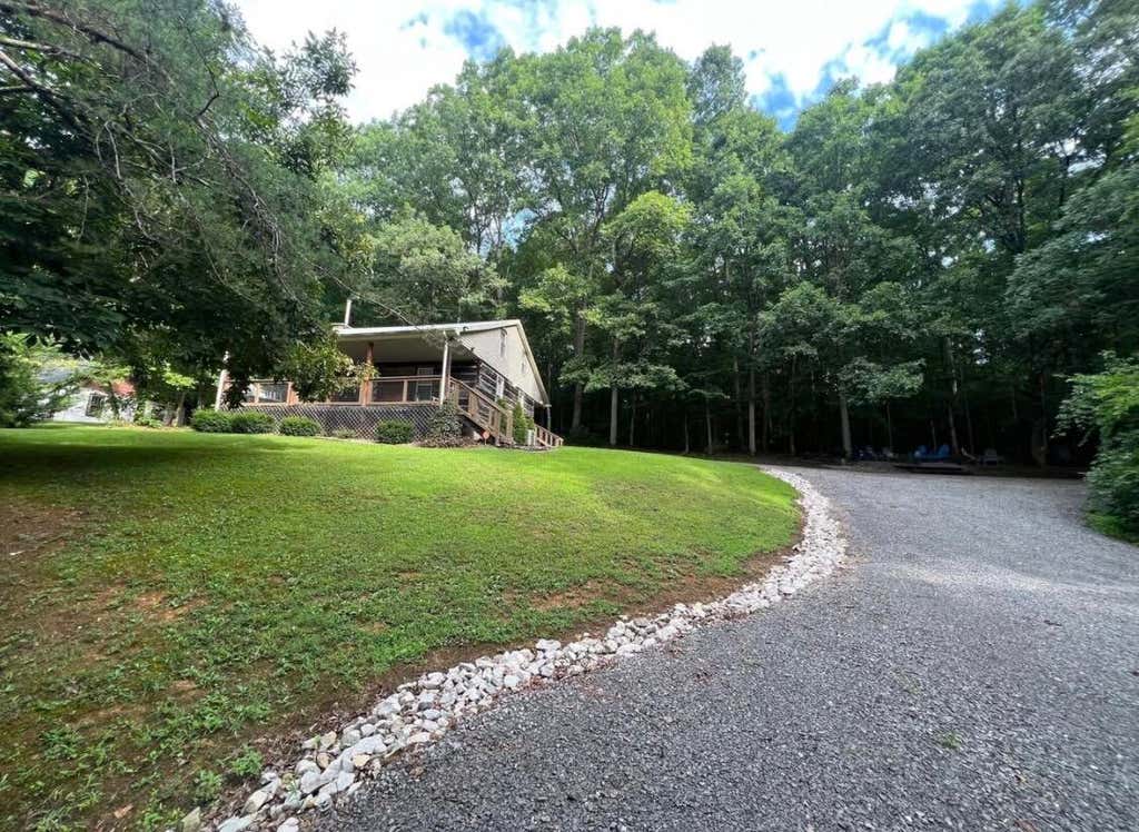 Photo of 122 Gadberry Subdivision Road, Nancy, KY 42544 (MLS # 26020843)