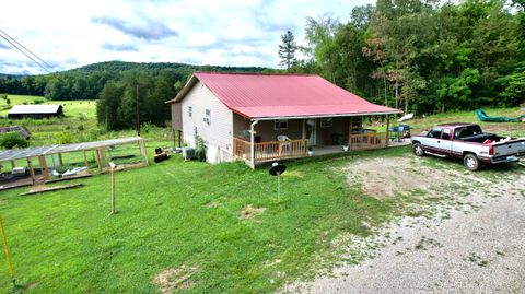 Photo of 541 Dripping Springs Church Road, Somerset, KY 42501 (MLS # 25501358)