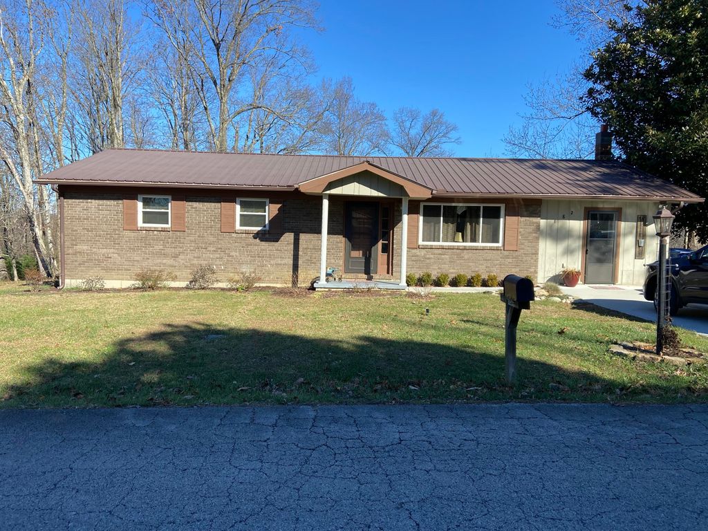 Photo of 182 Fanchester Heights Road, Whitley City, KY 42653 (MLS # 25505277)