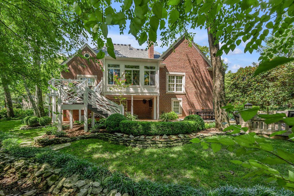 Lexington, Kentucky 40502, United States, 5 Bedrooms Bedrooms, ,5 BathroomsBathrooms,Residential,Active,227366