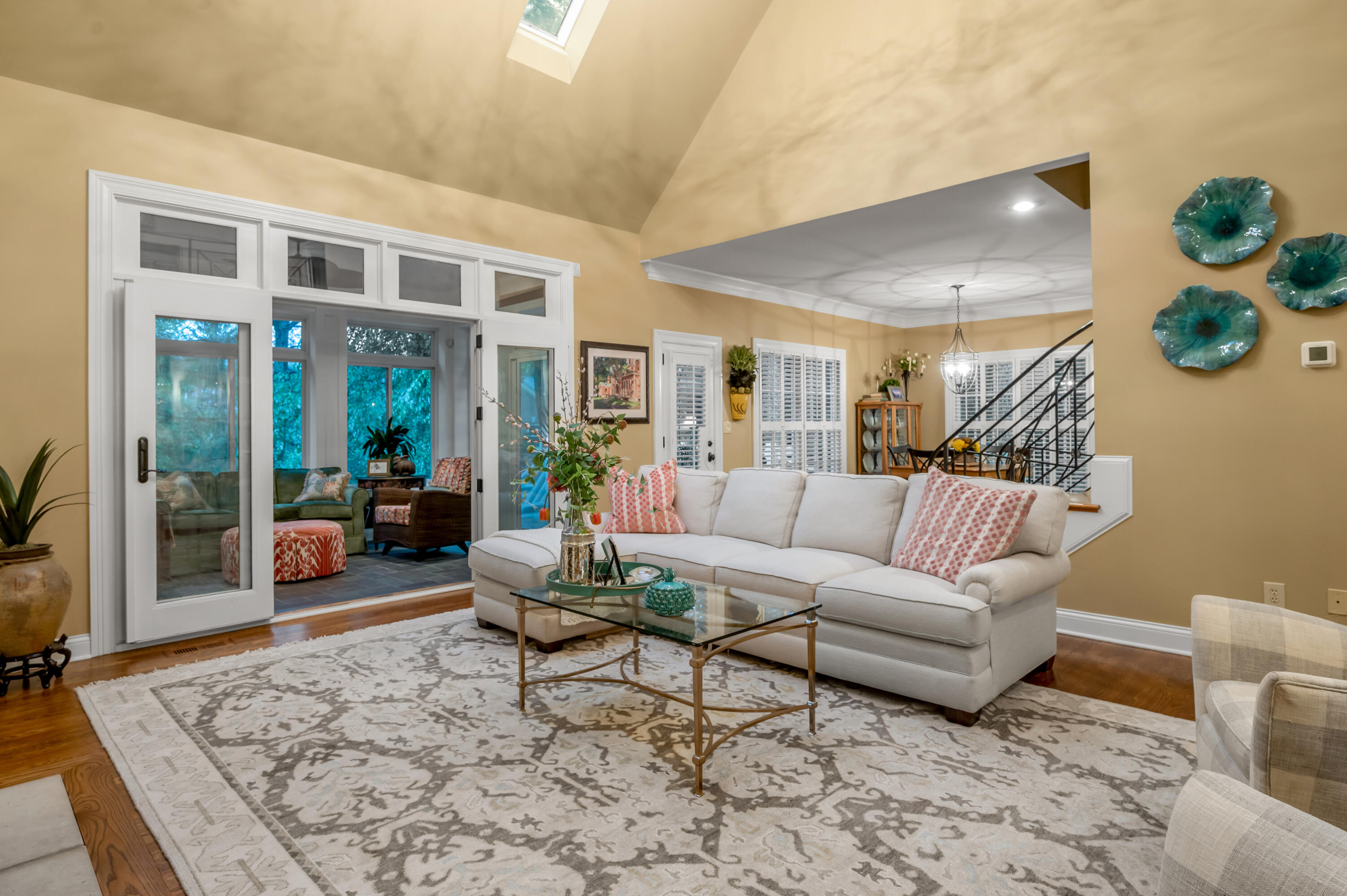 Lexington, Kentucky 40502, United States, 5 Bedrooms Bedrooms, ,5 BathroomsBathrooms,Residential,Active,227366